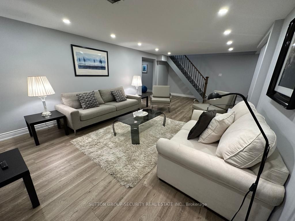 46 Baker Rd