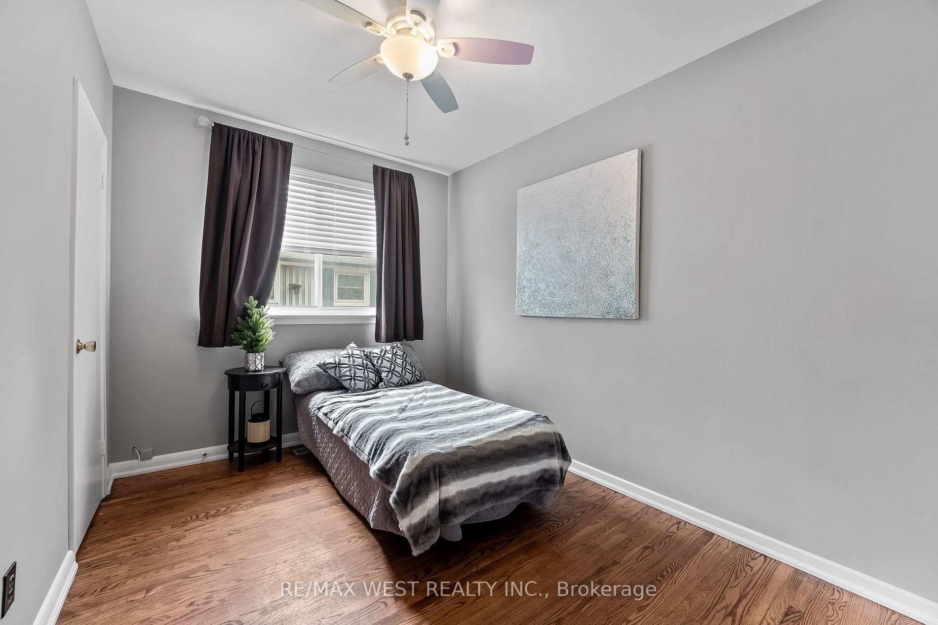 Listing E7000732 - Large Photo # 18