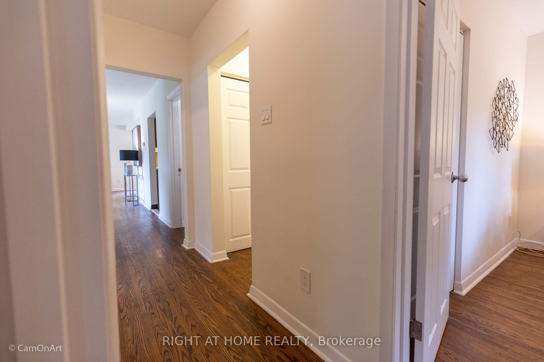 1 Lyncroft Dr