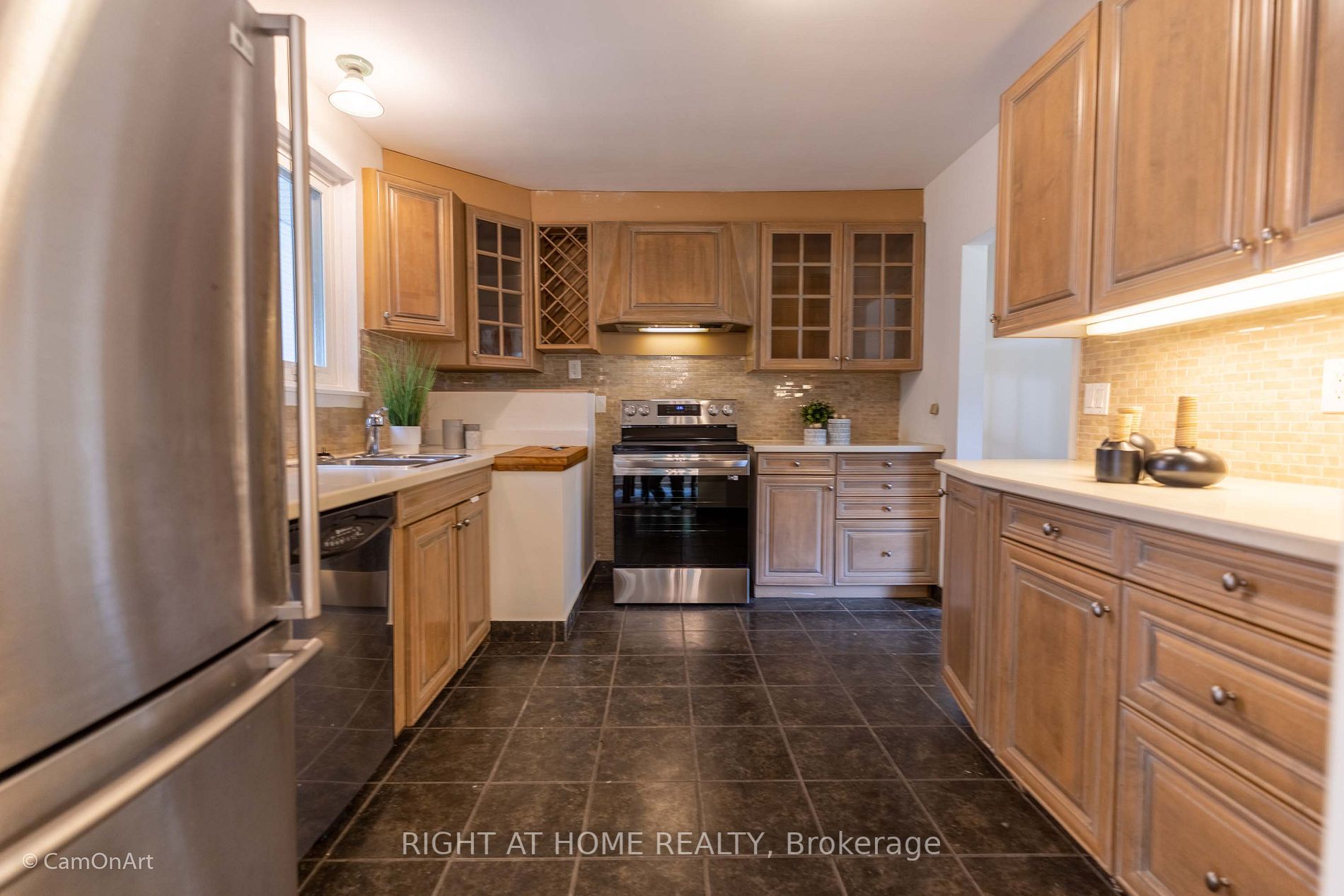 1 Lyncroft Dr