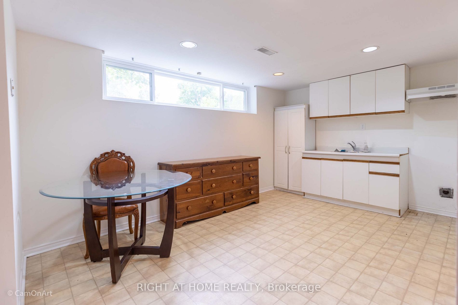 1 Lyncroft Dr