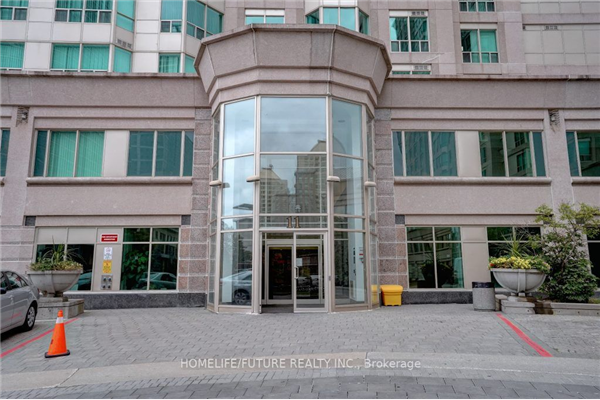 11 Lee Centre Dr, Toronto