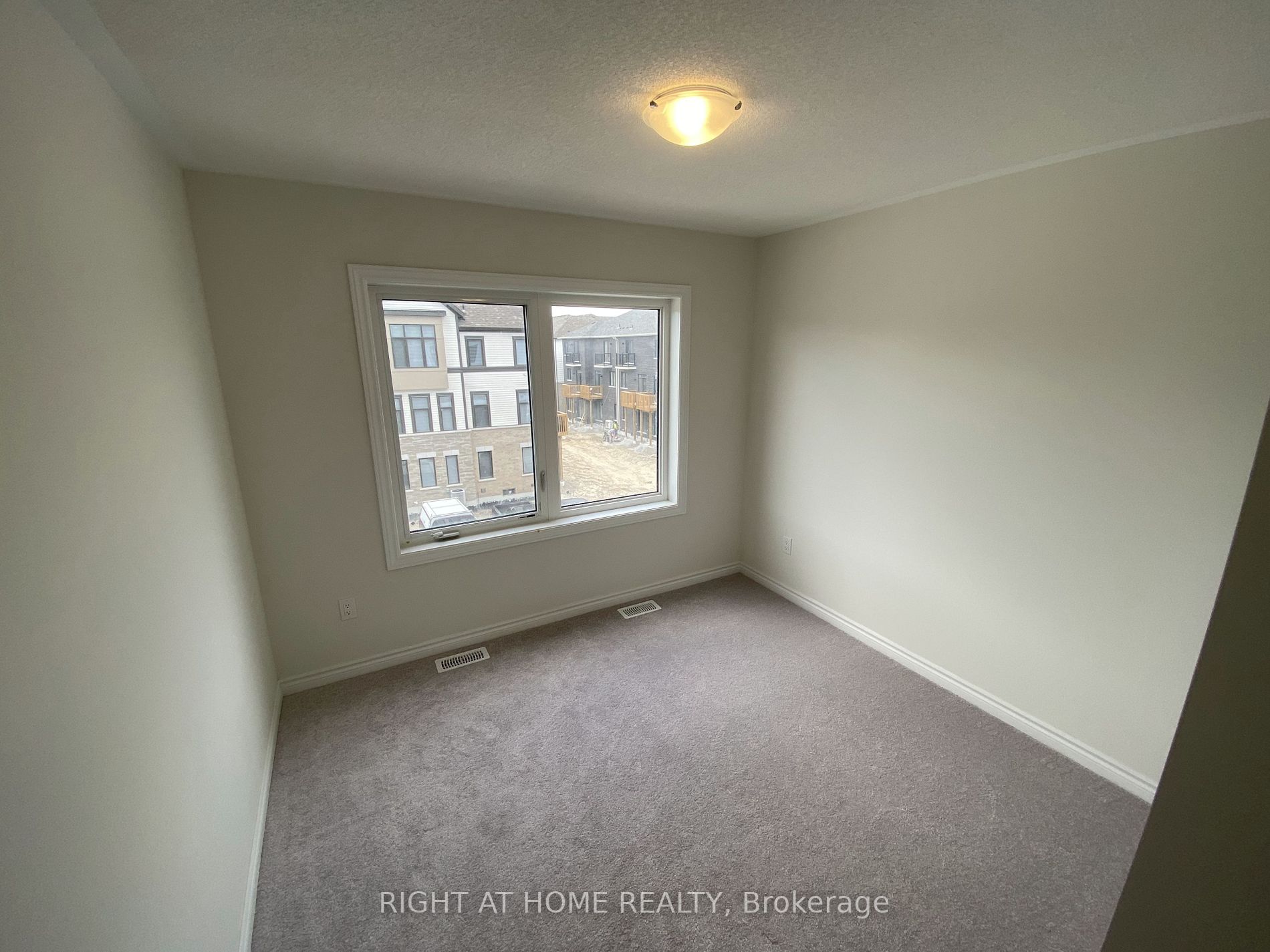 426 Oakanagan Path