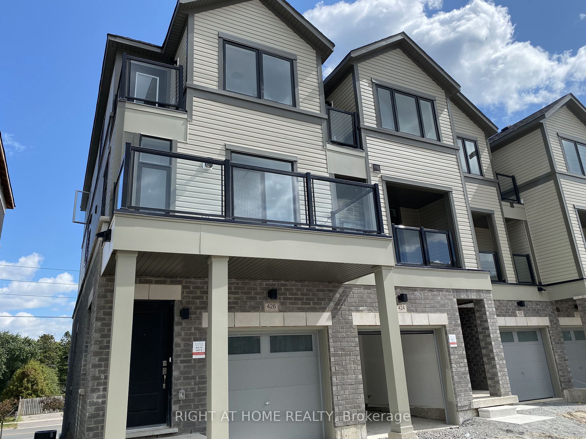 426 Oakanagan Path