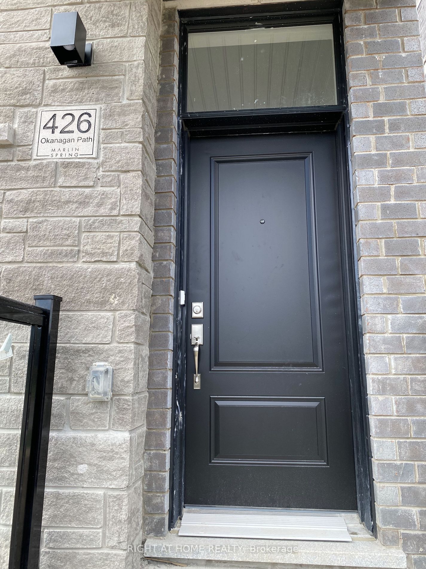 426 Oakanagan Path