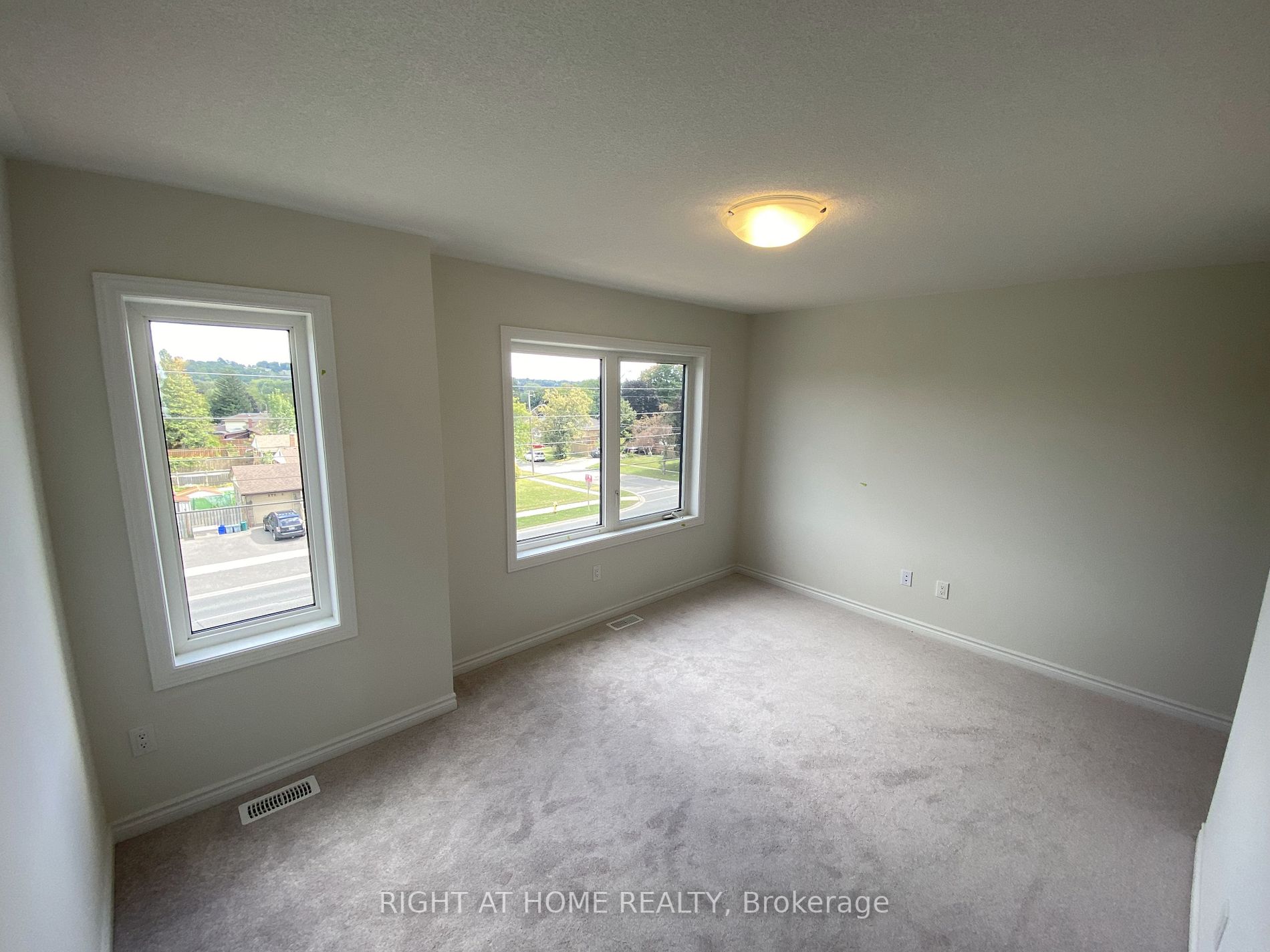 426 Oakanagan Path