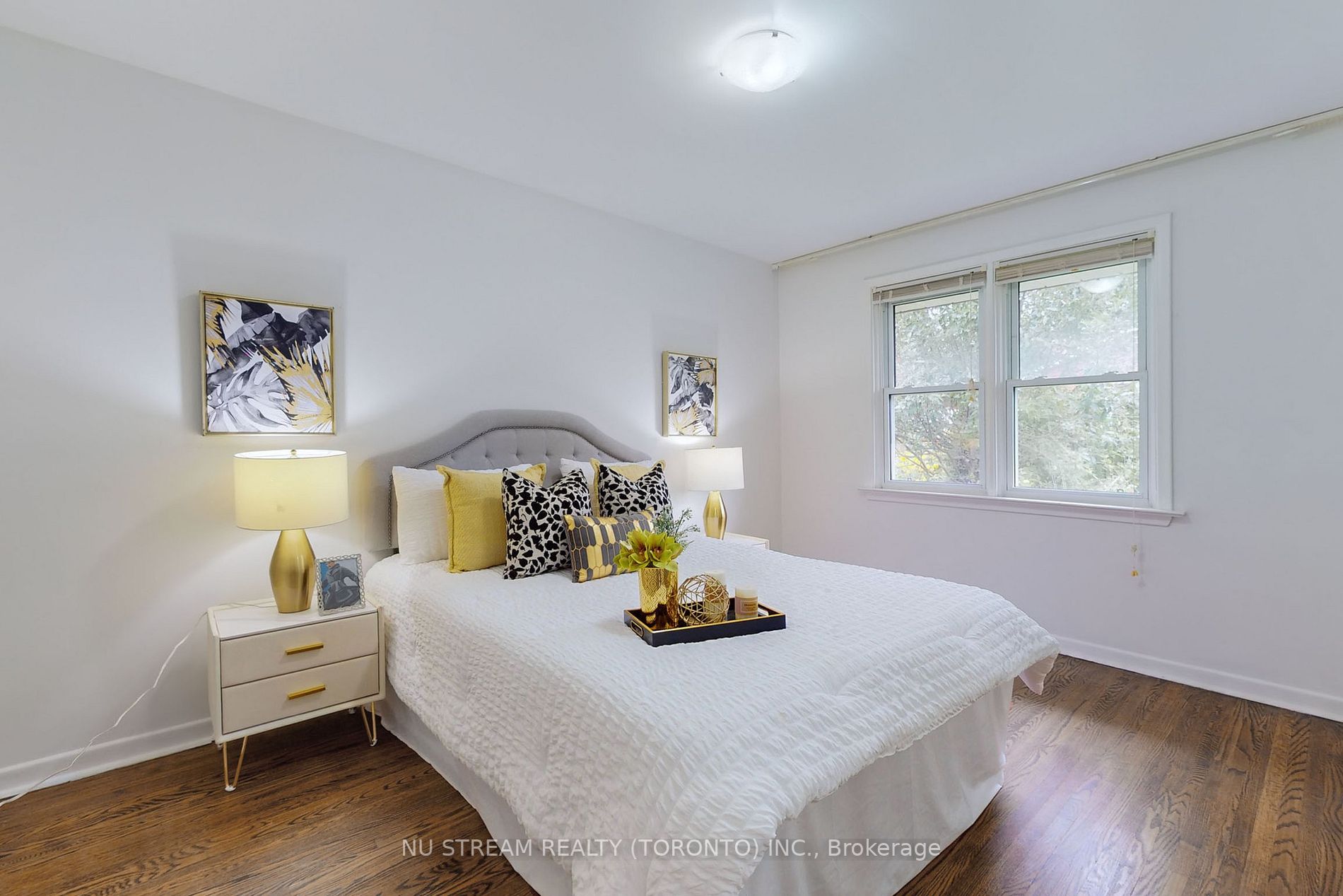 21 Packard Blvd