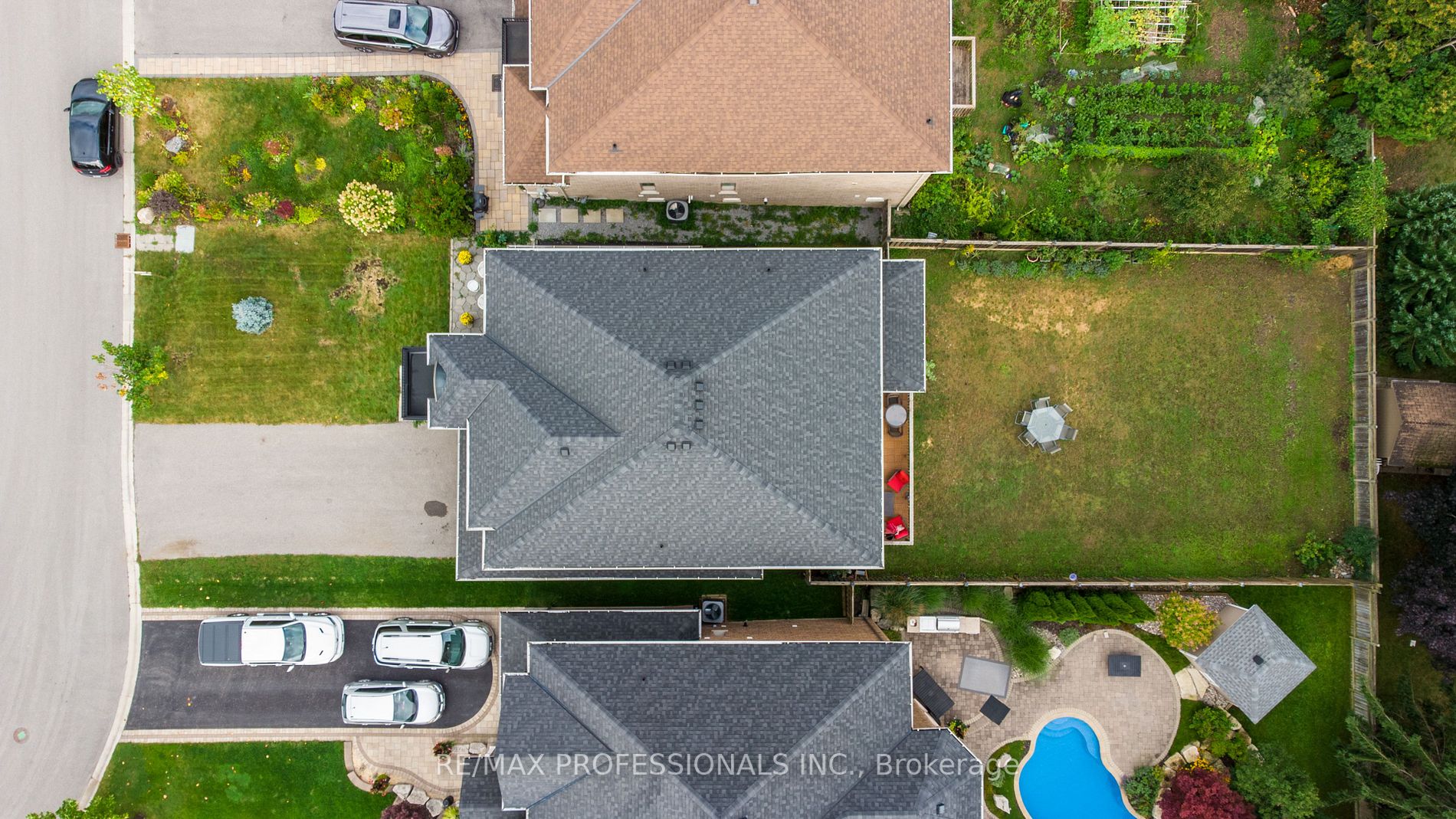 9 Greenlands Court