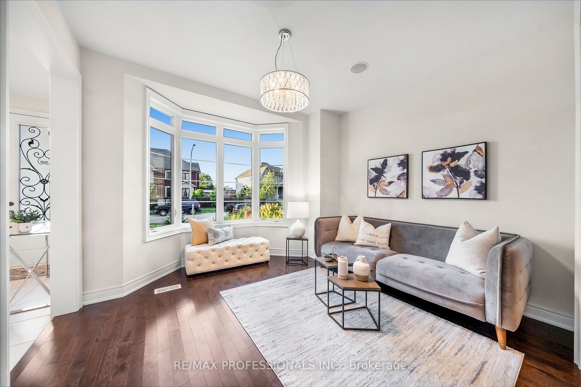 9 Greenlands Court