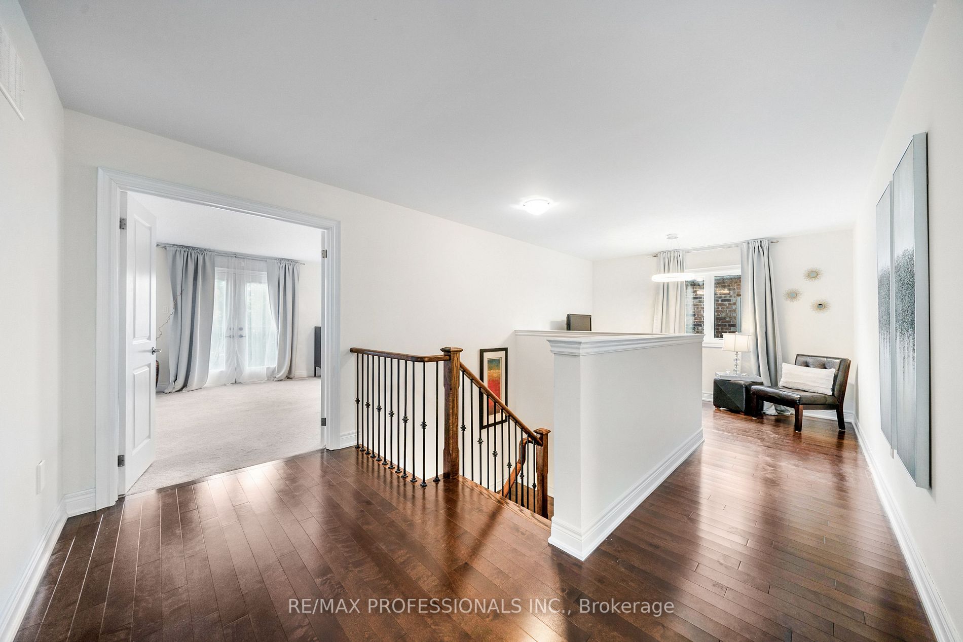 9 Greenlands Court