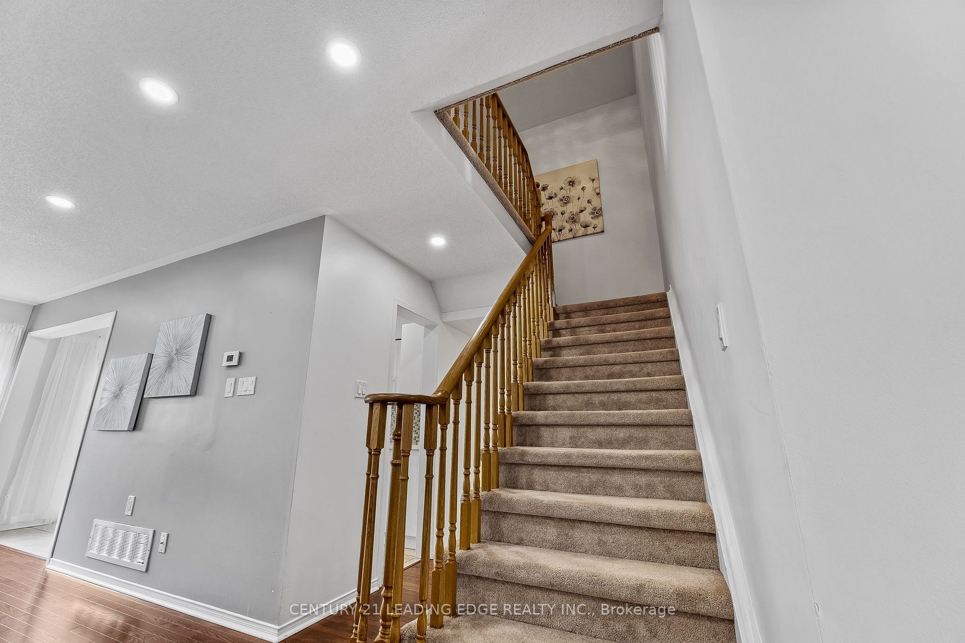 96 Barrister Ave