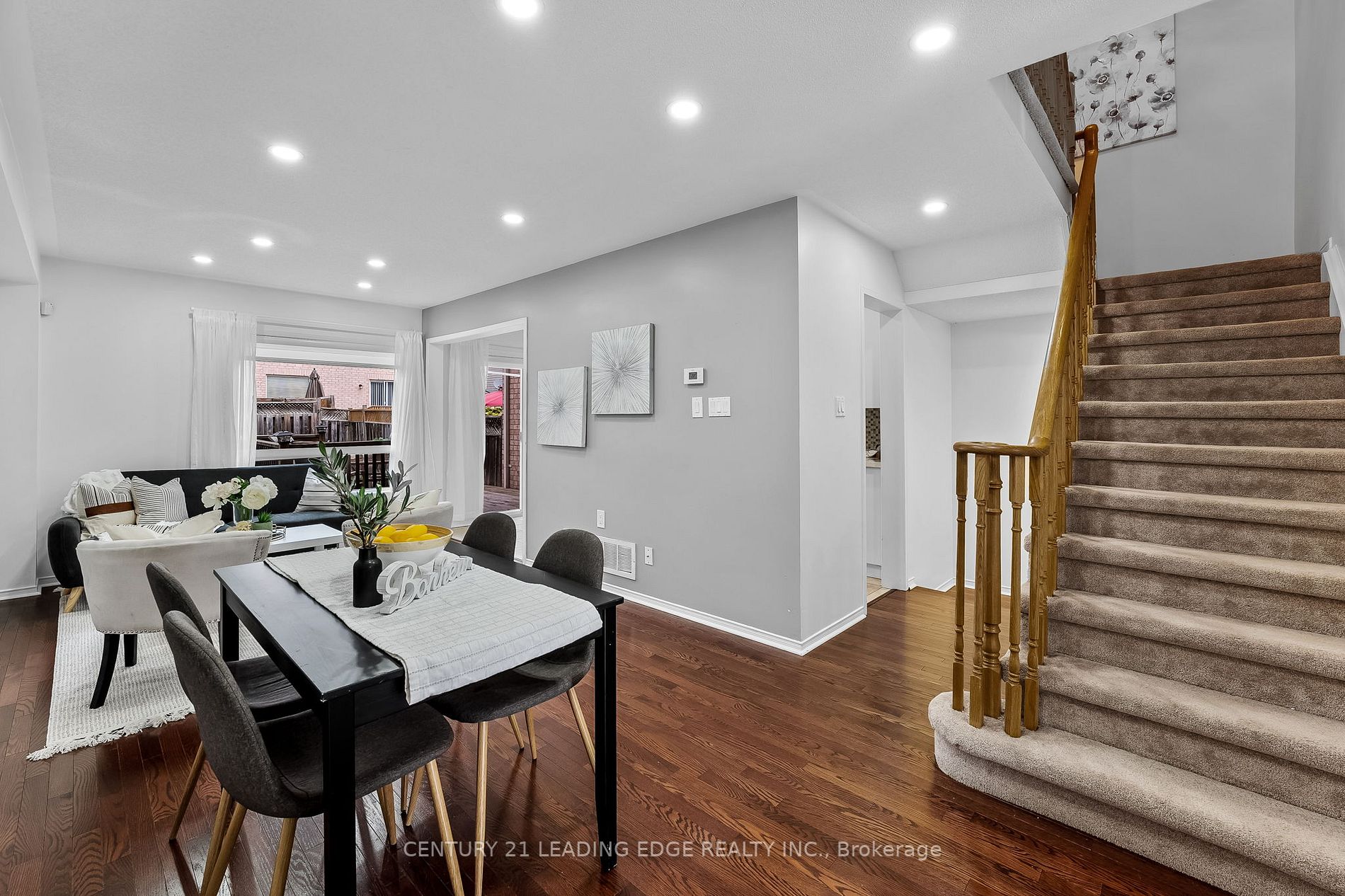 96 Barrister Ave