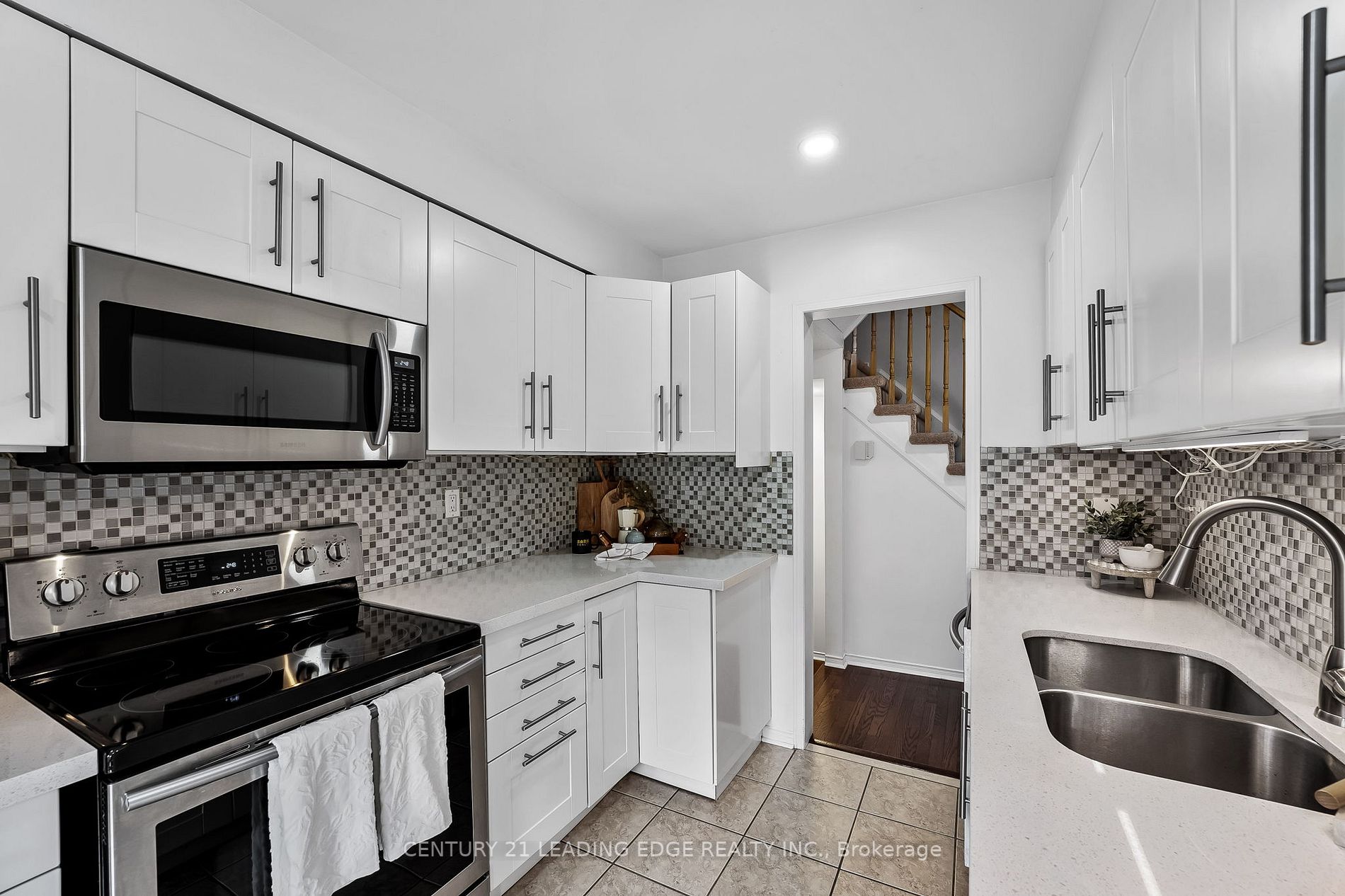 96 Barrister Ave