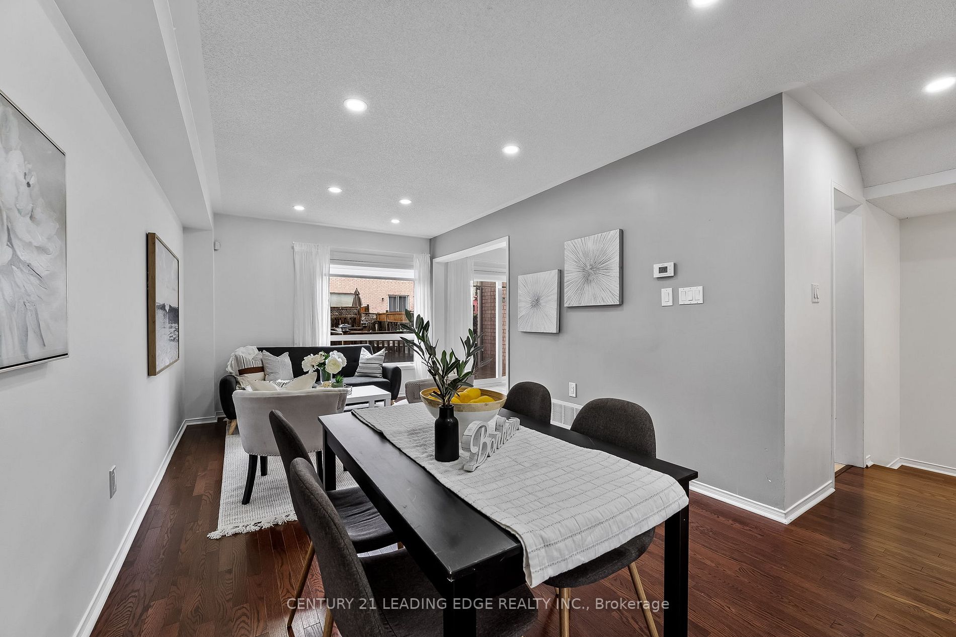96 Barrister Ave