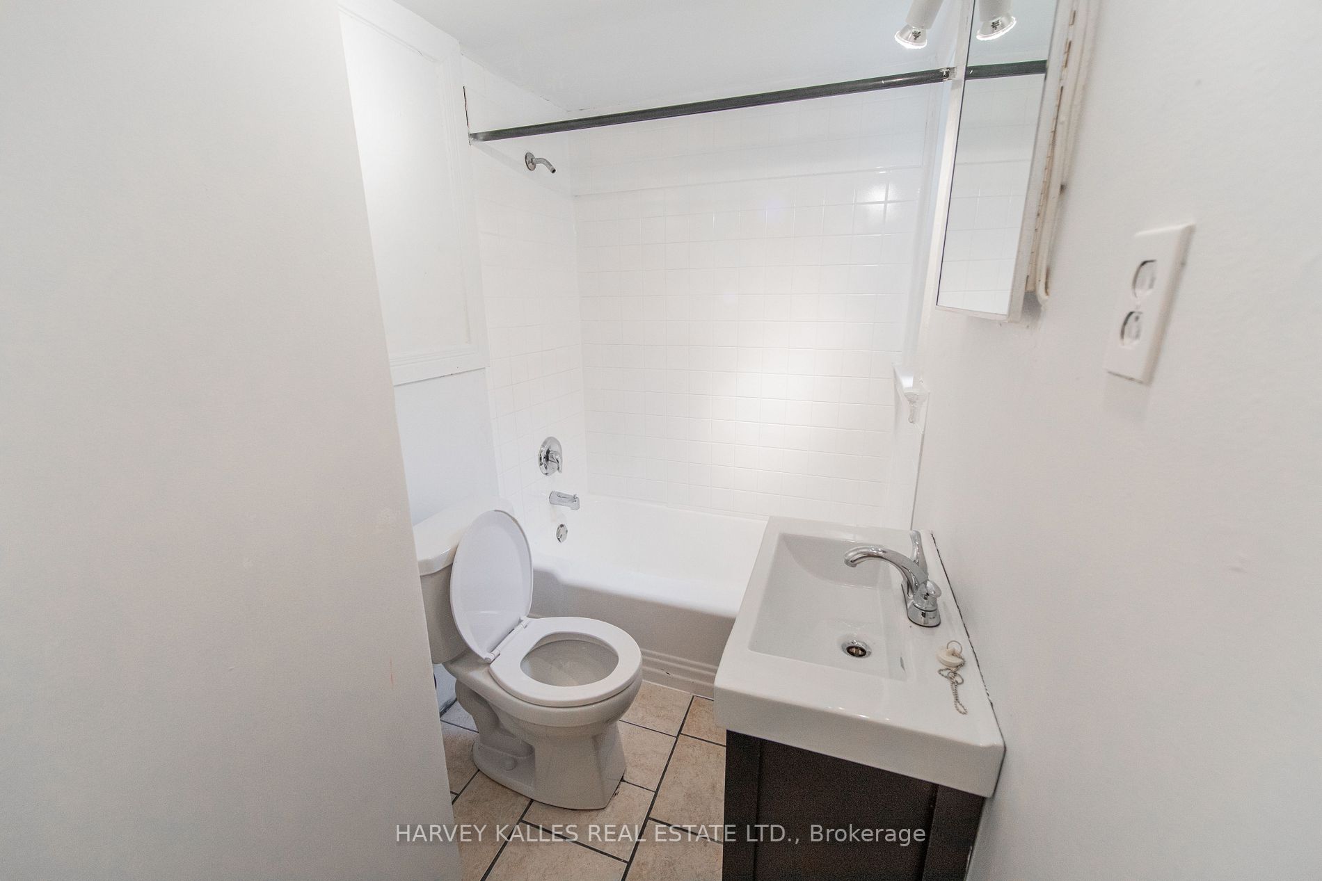 33 Glen Everest Road, #2