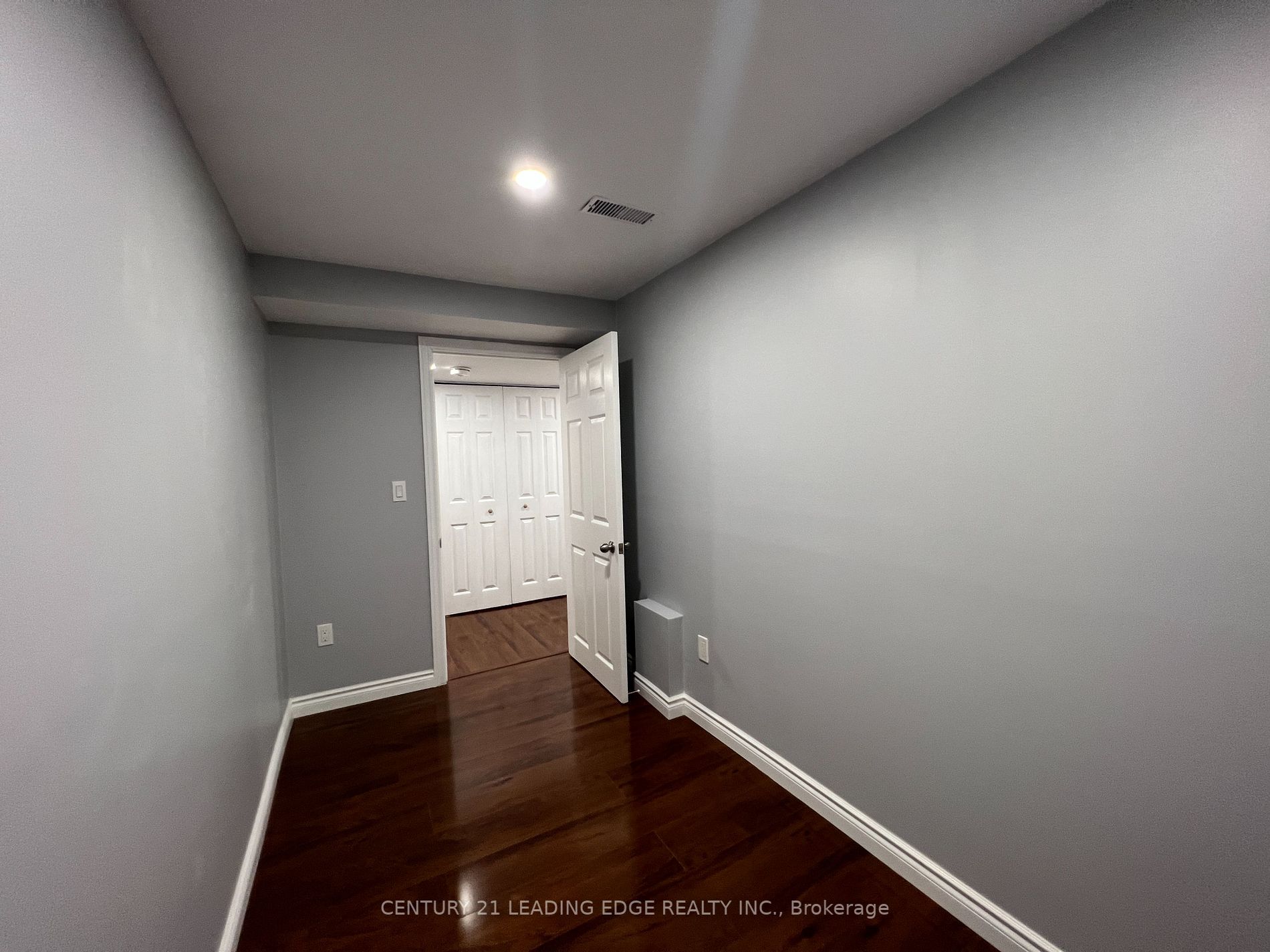 27 Lonsdale Court