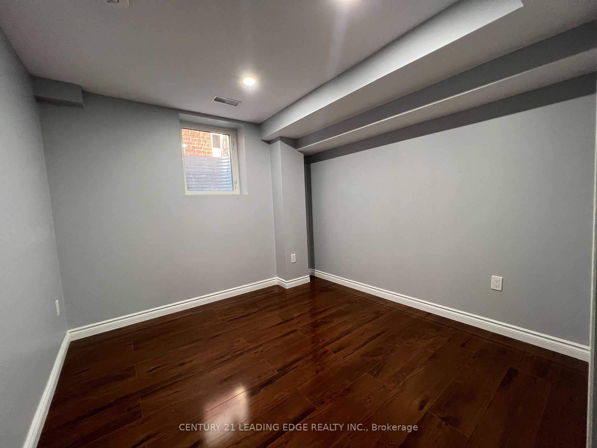27 Lonsdale Court