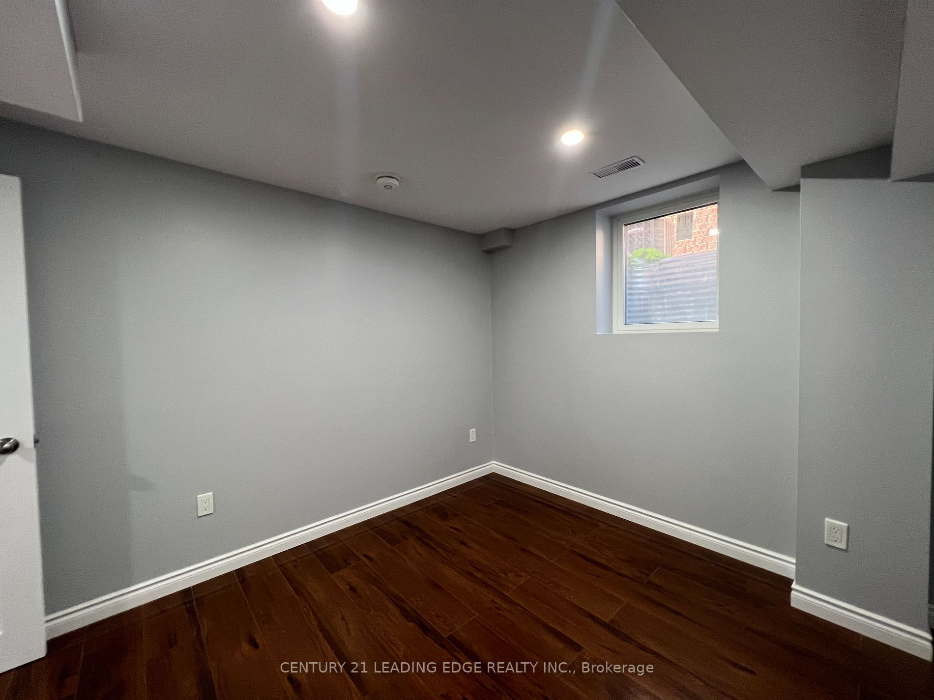27 Lonsdale Court