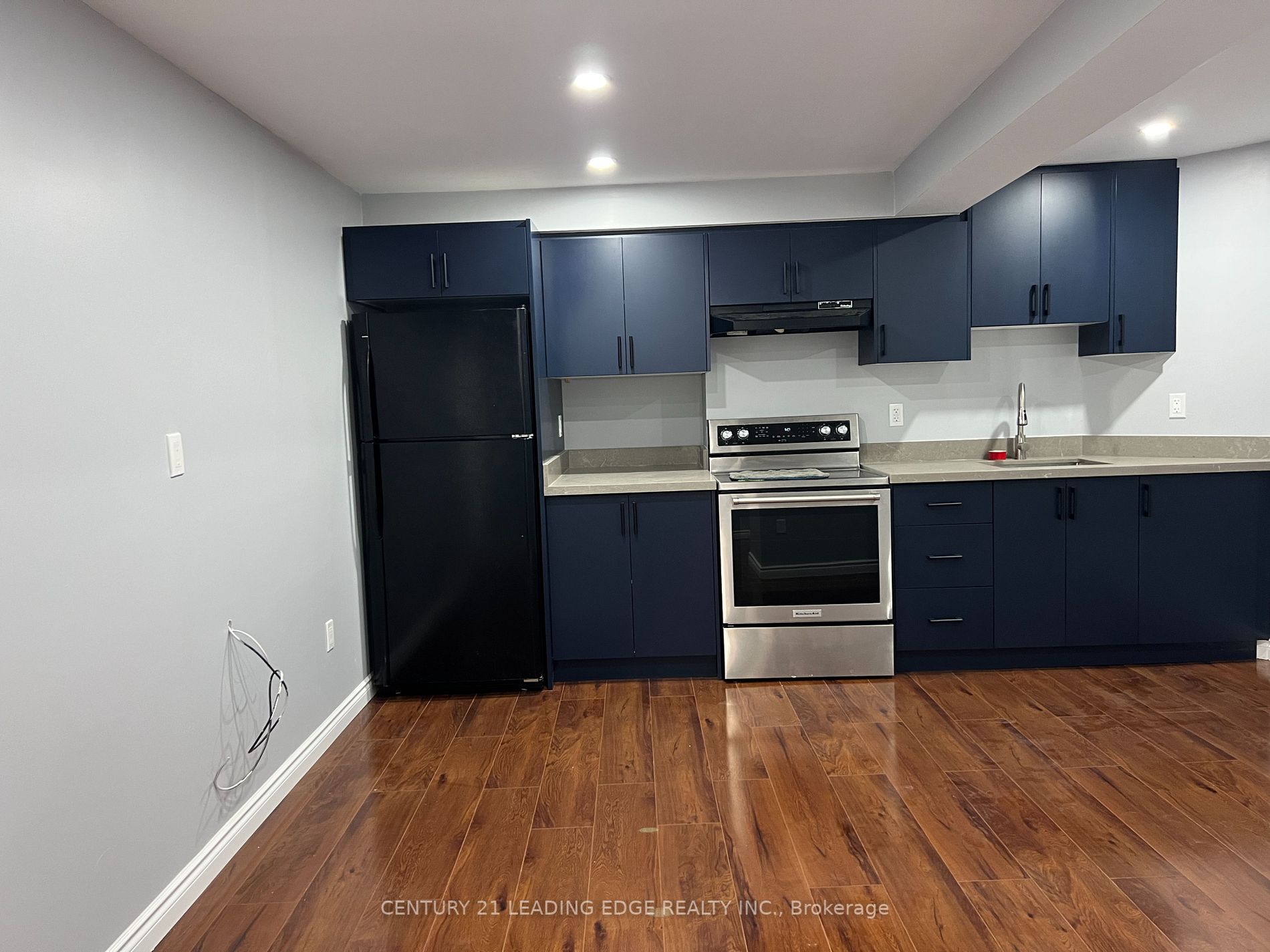 27 Lonsdale Court