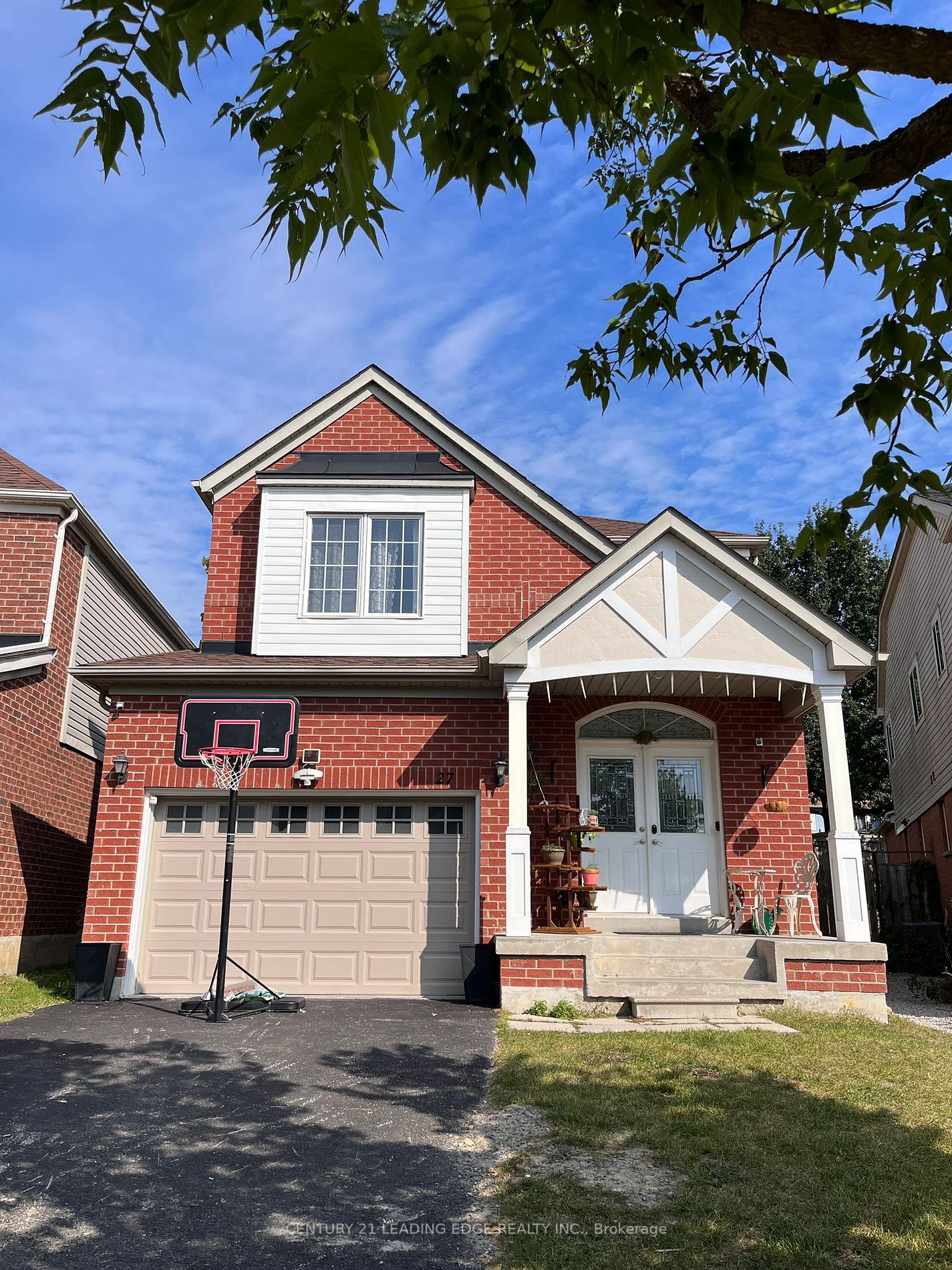 27 Lonsdale Court