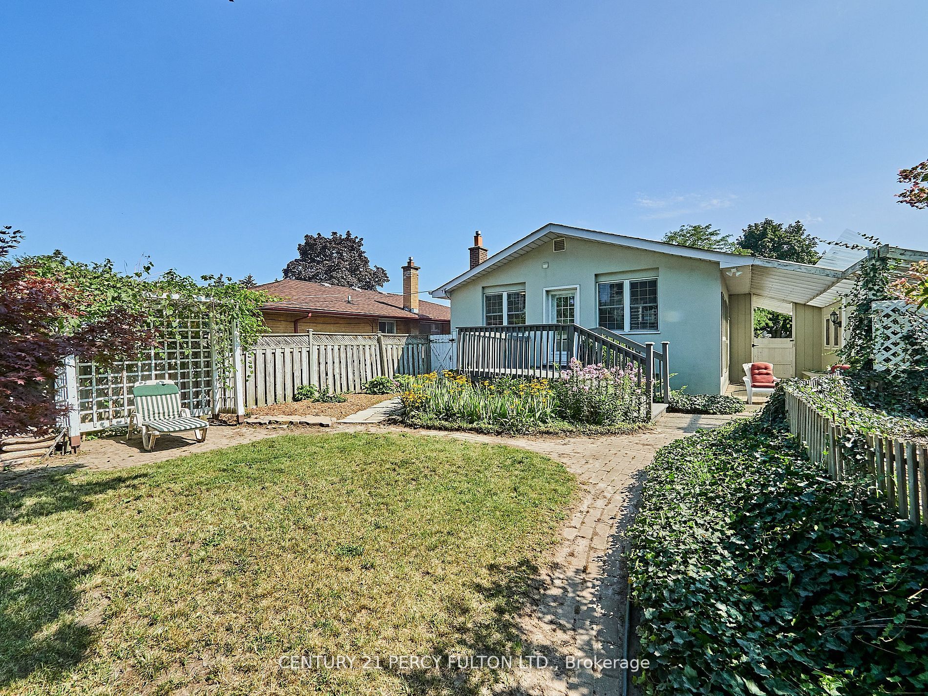 24 Gable Pl