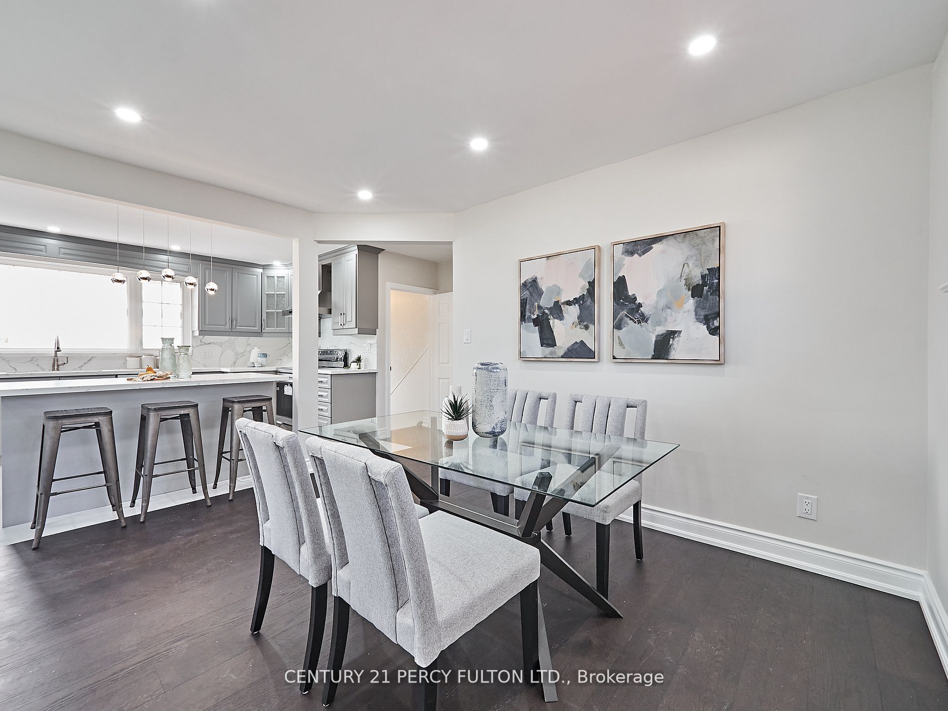 24 Gable Pl
