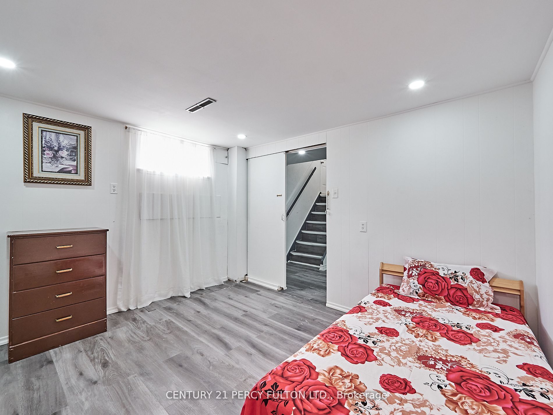 24 Gable Pl