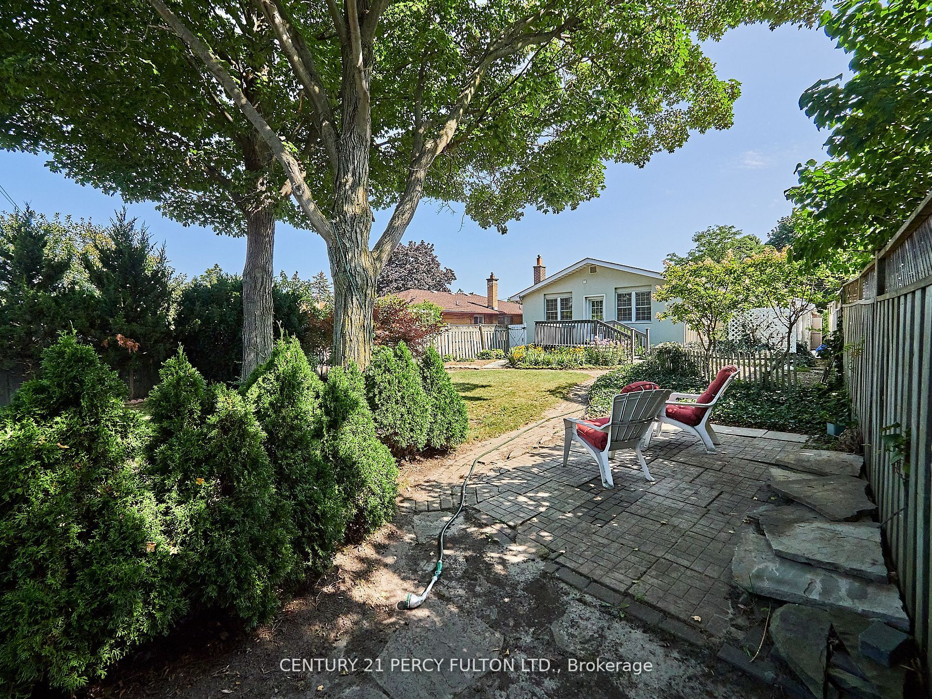 24 Gable Pl
