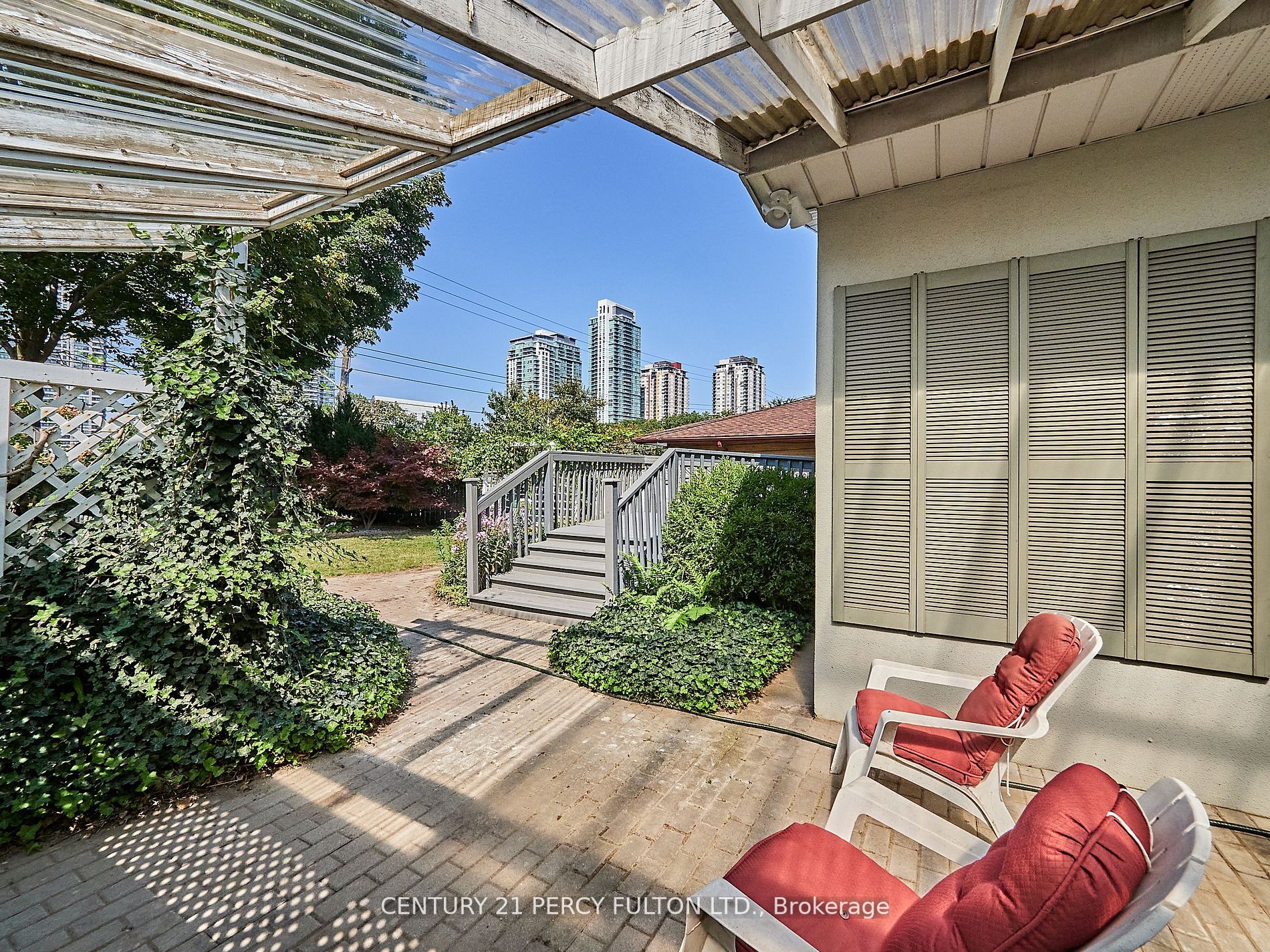 24 Gable Pl