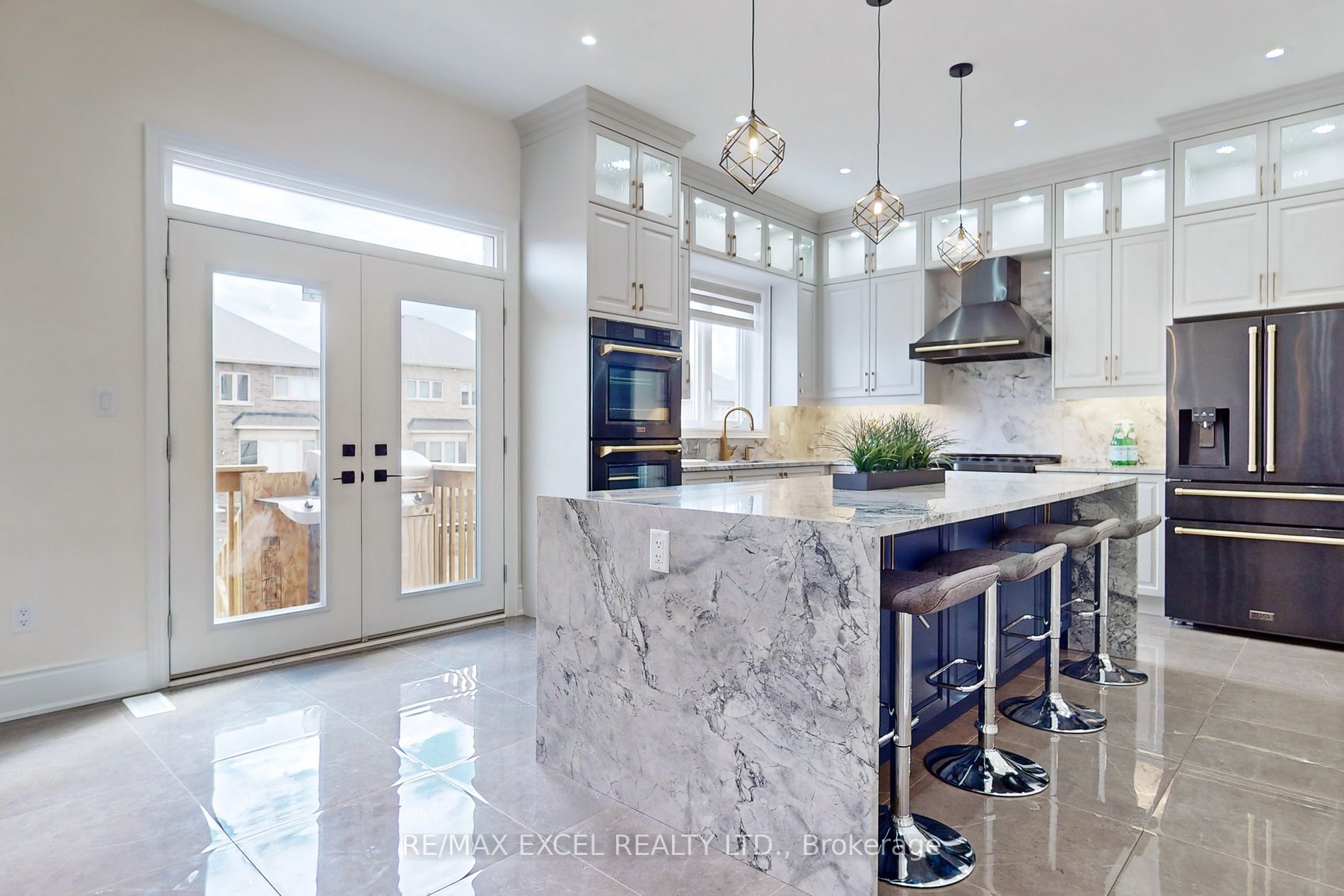 52 Northern Breeze Cres