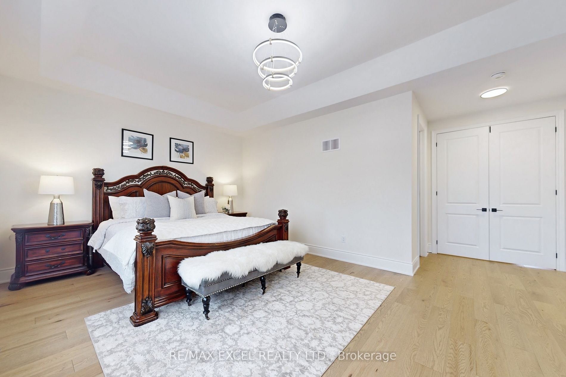 52 Northern Breeze Cres