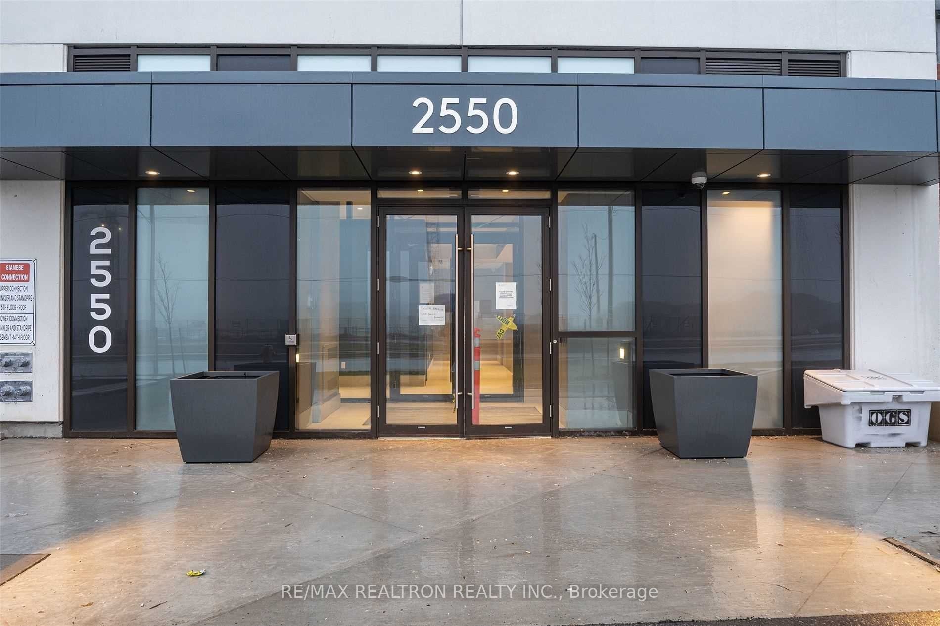 2550 Simcoe St N, #1518