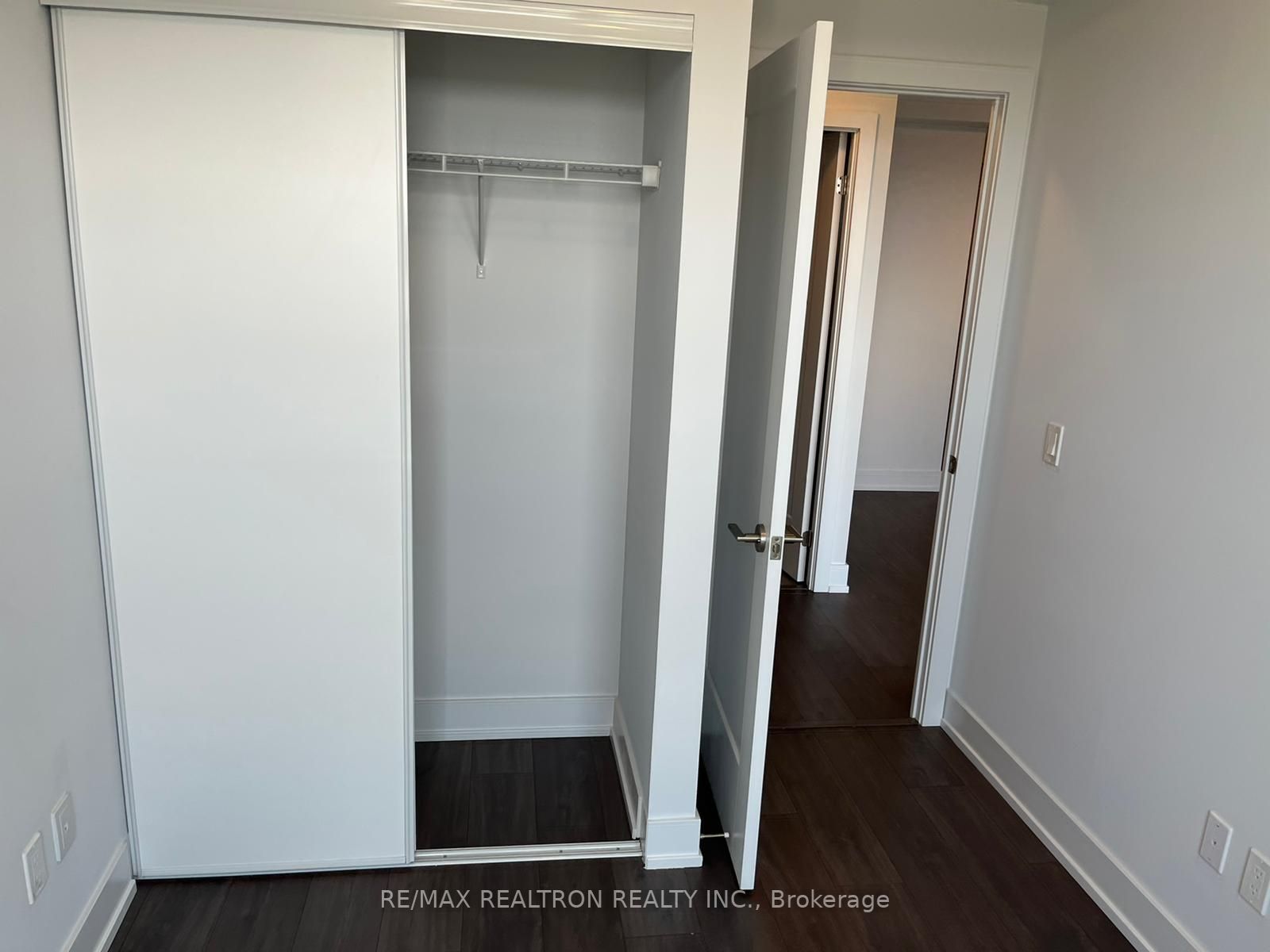 2550 Simcoe St N, #1518