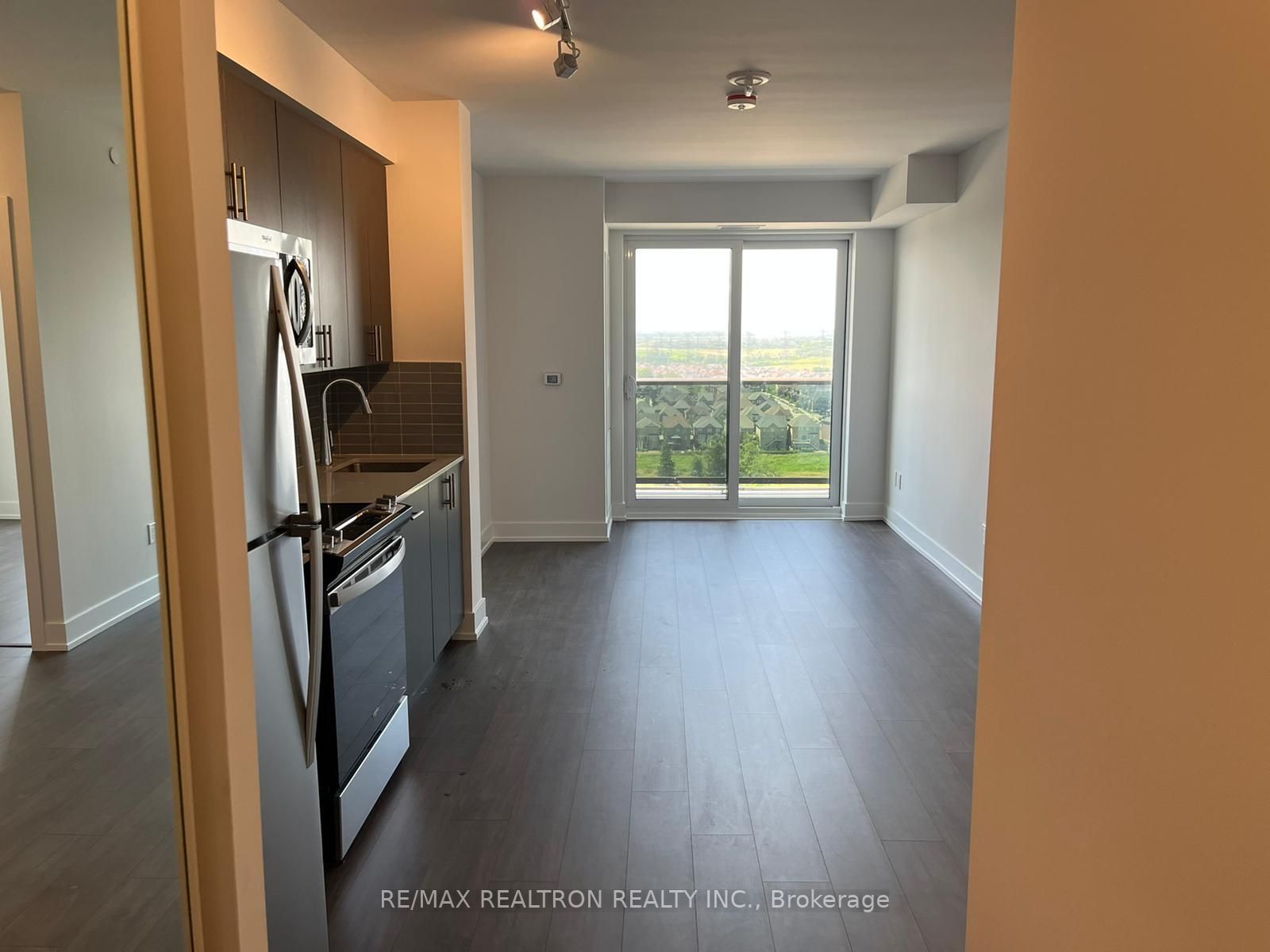 2550 Simcoe St N, #1518