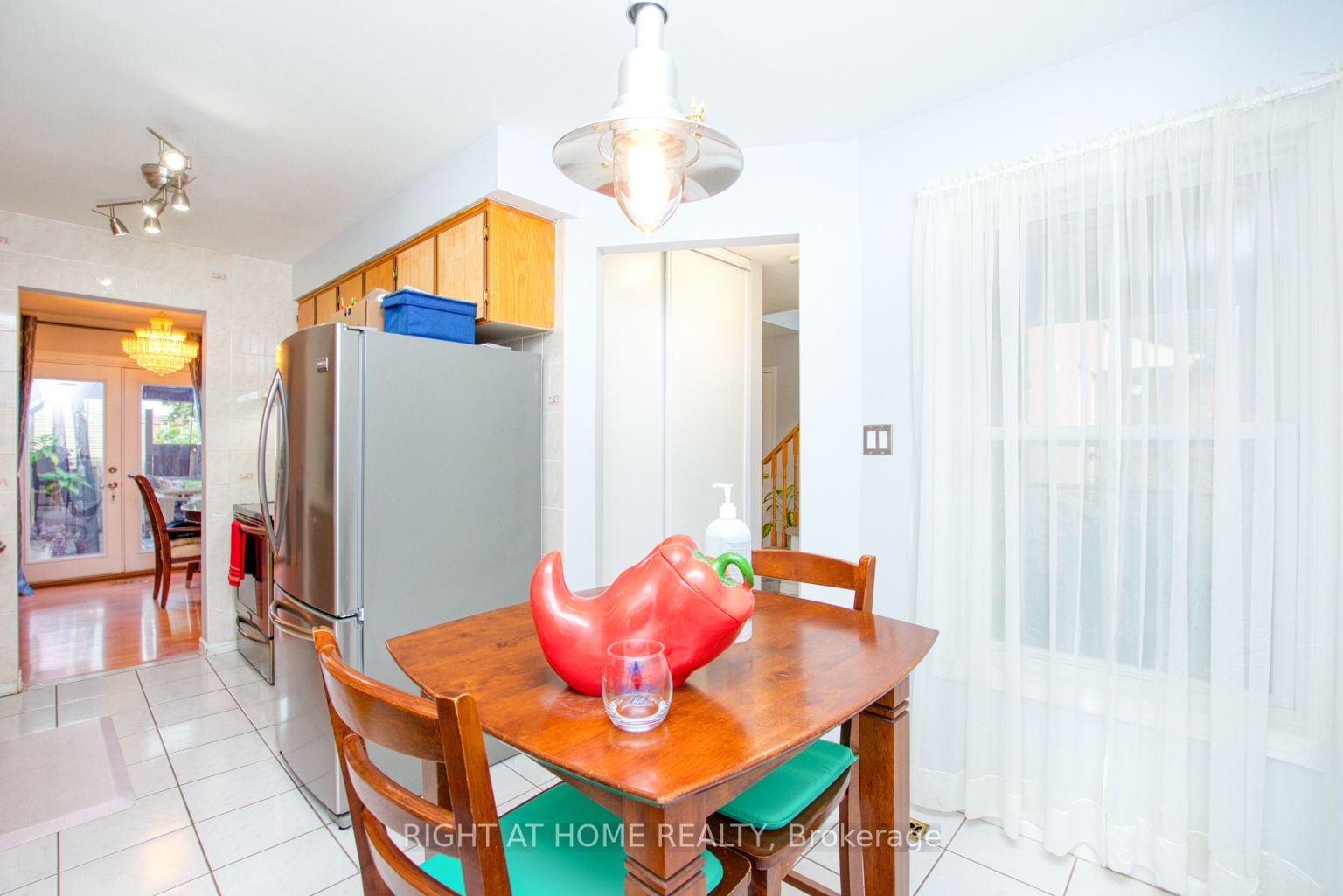82 Wright Cres