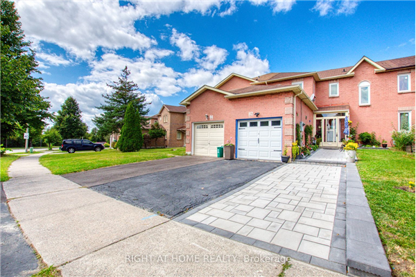 82 Wright Cres, Ajax