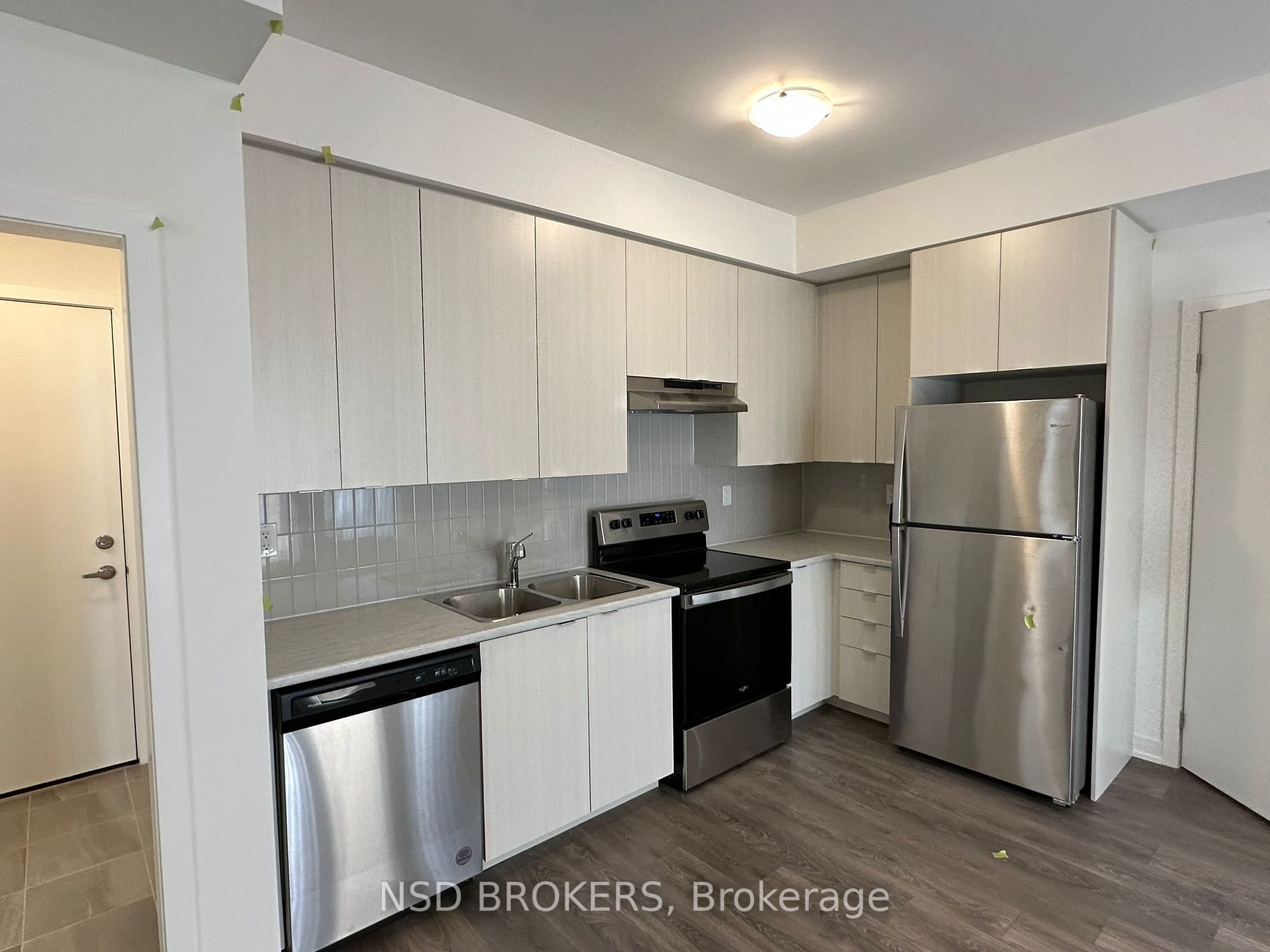 1525 Kingston Rd, #605
