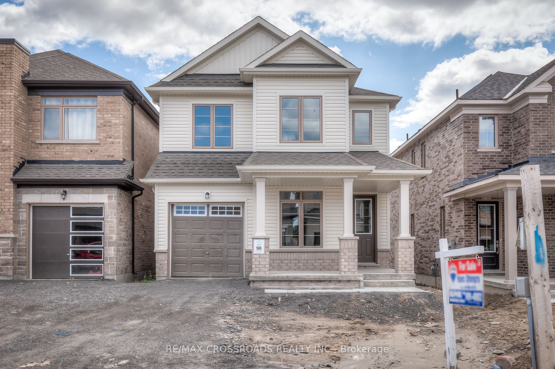 977 Lockie Dr