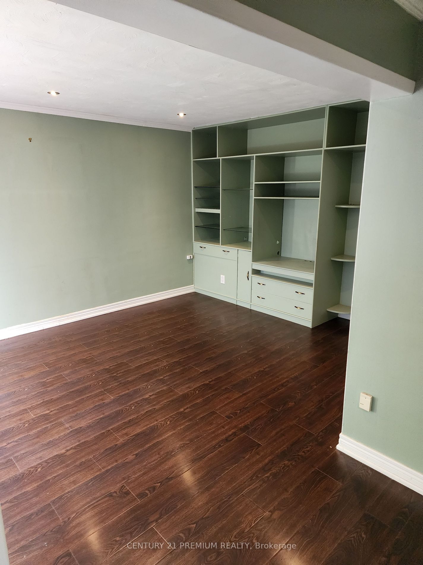 132 Celeste Dr