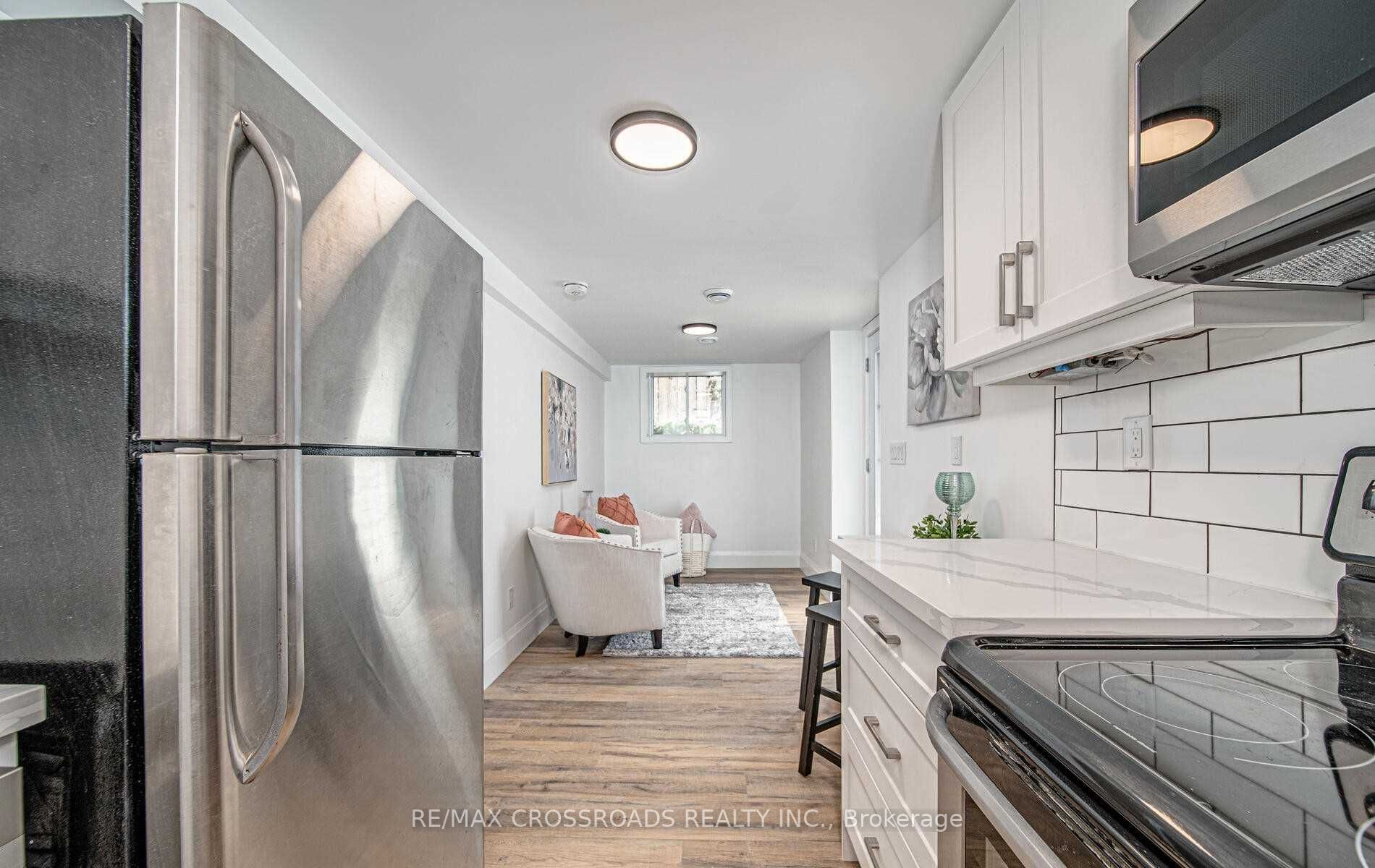 91 Mclaughlin Boulevard, #Lower