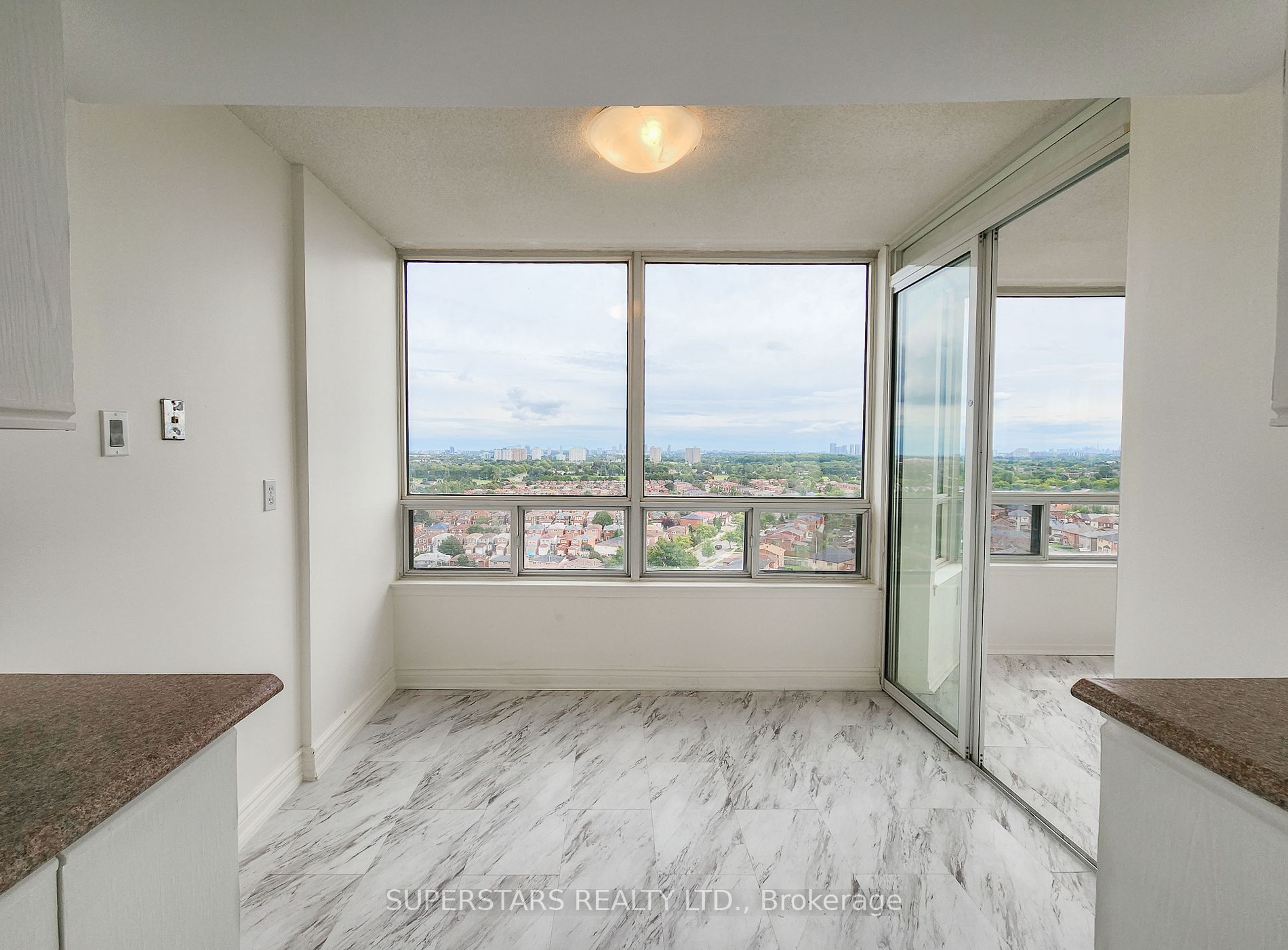 Listing E7002120 - Large Photo # 10