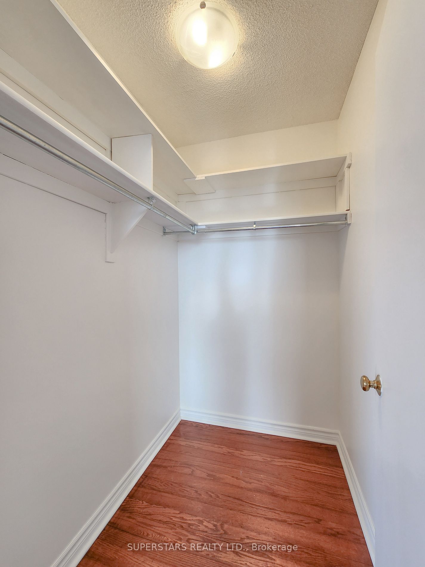 Listing E7002120 - Large Photo # 14
