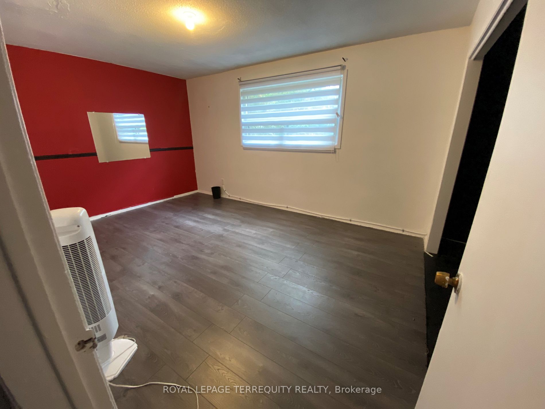 1879 Lawrence Ave E, #Upper