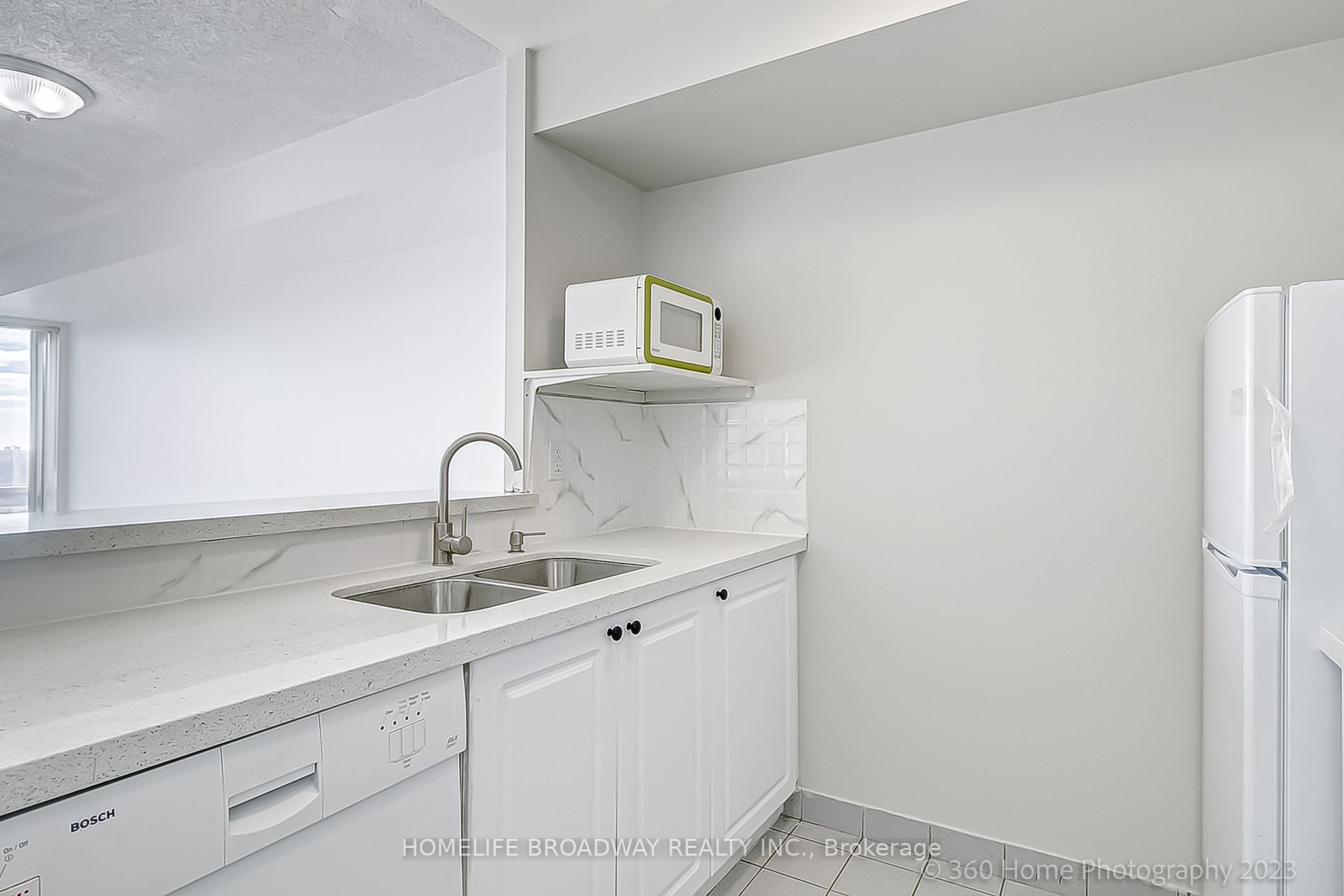 18 Lee Centre Drive, #1807