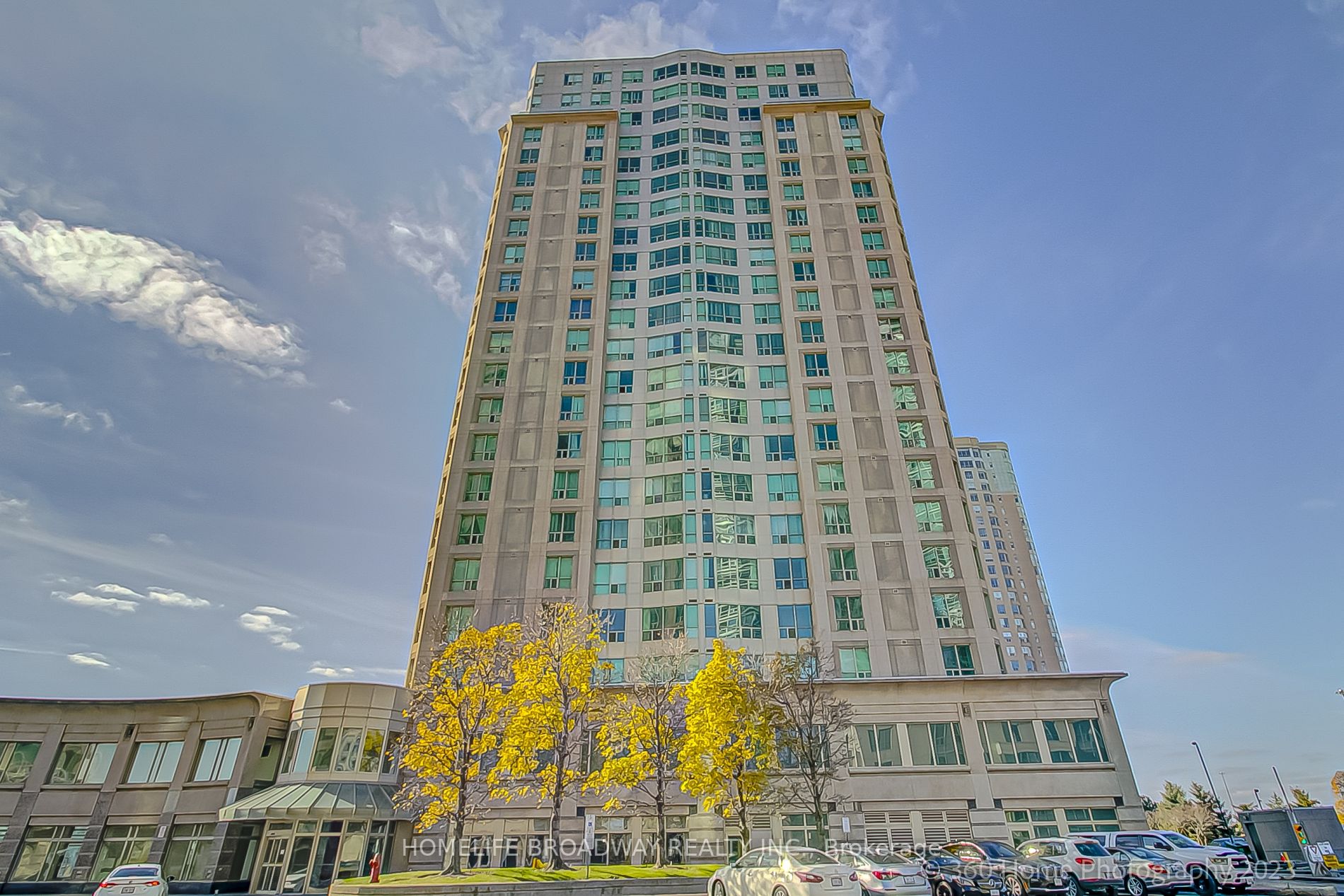 18 Lee Centre Dr, #1807