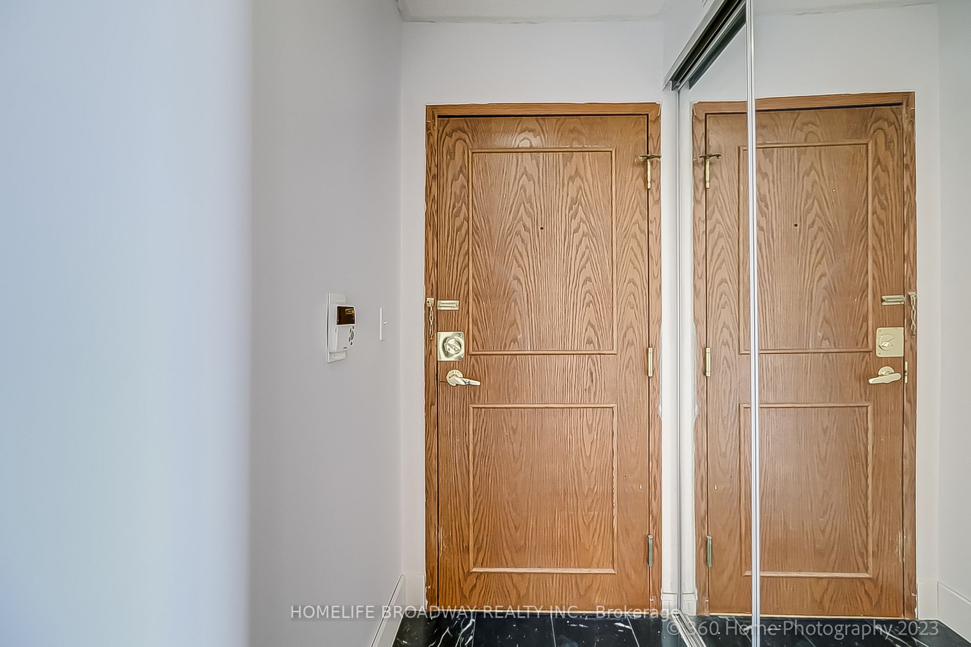 18 Lee Centre Drive, #1807