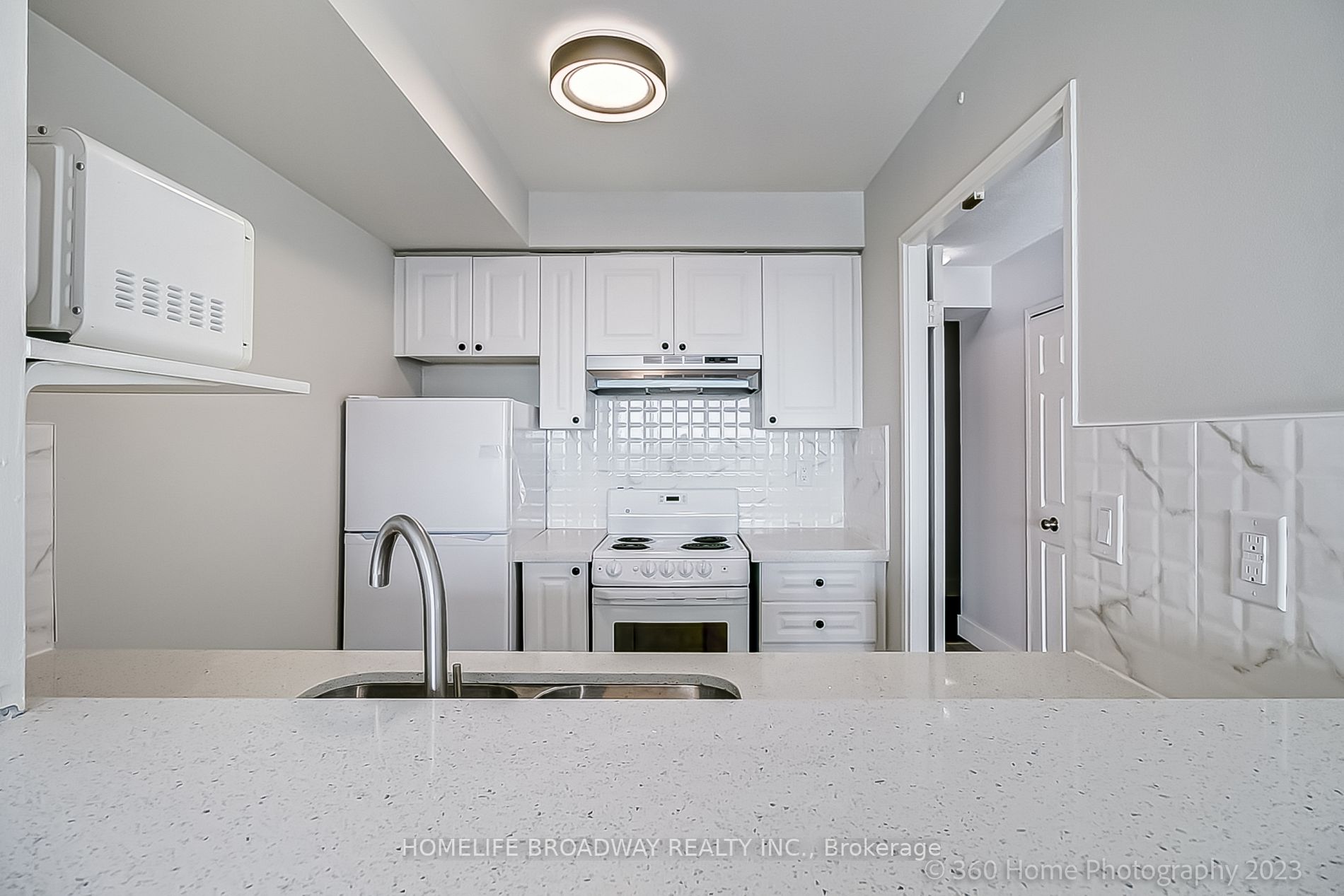 18 Lee Centre Drive, #1807