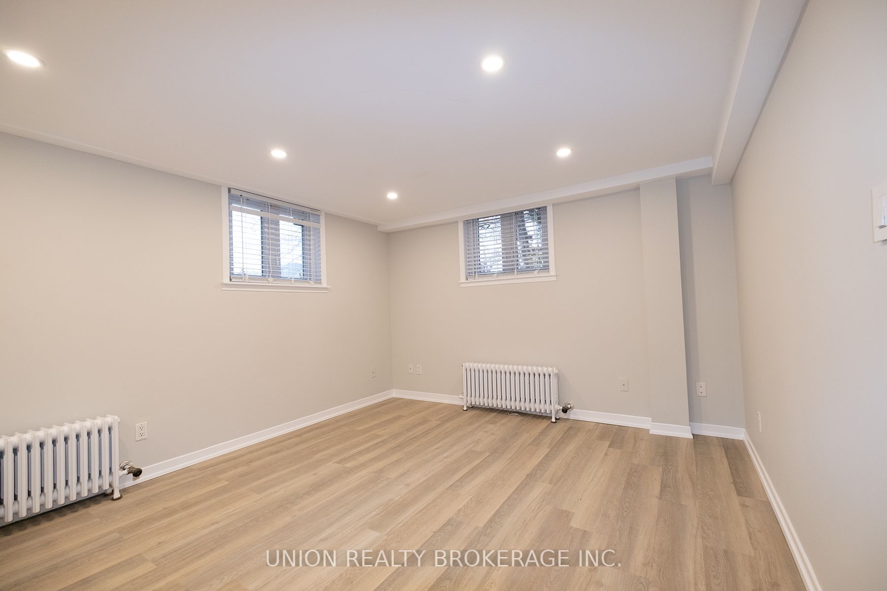59 Kenilworth Ave, #Lower