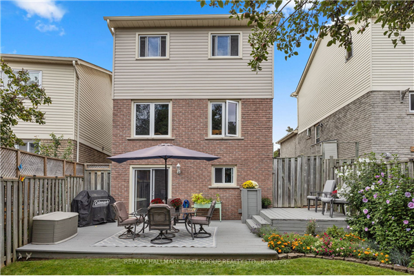 43 Sawdon Dr, Whitby