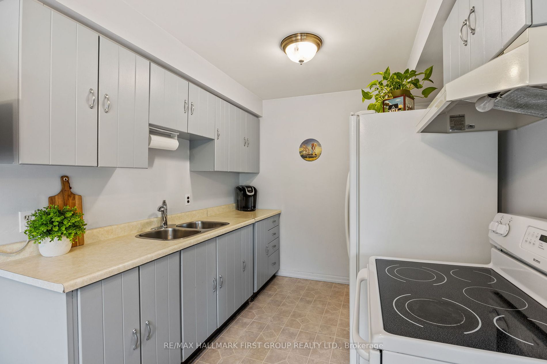 43 Sawdon Dr